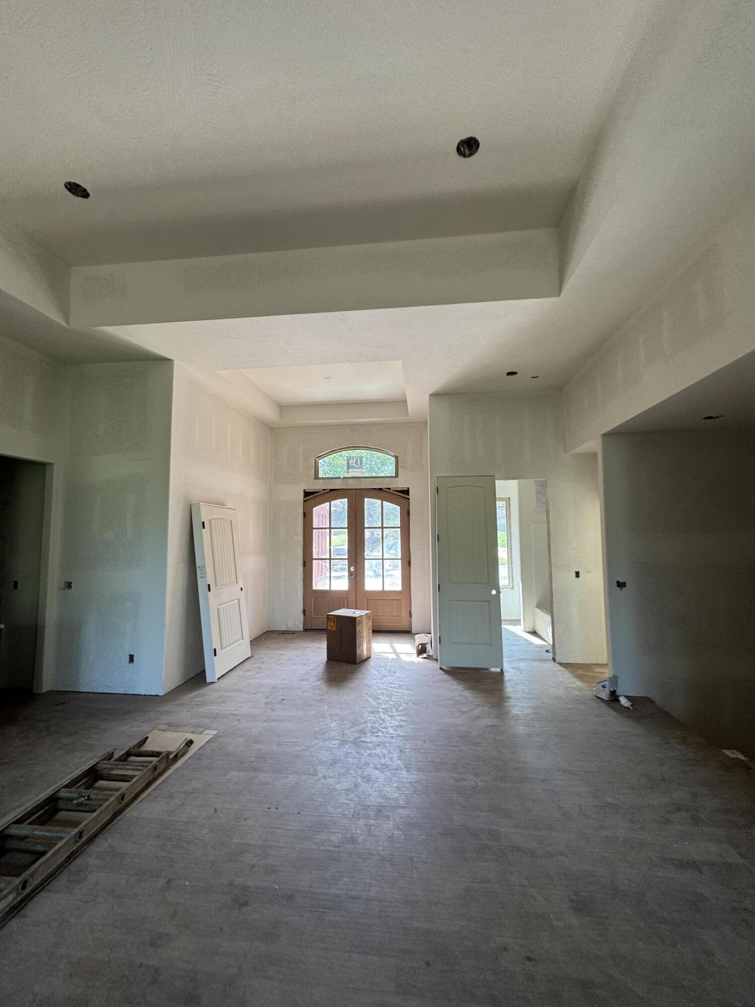 5044 South Nettleton Avenue Property Photo 8