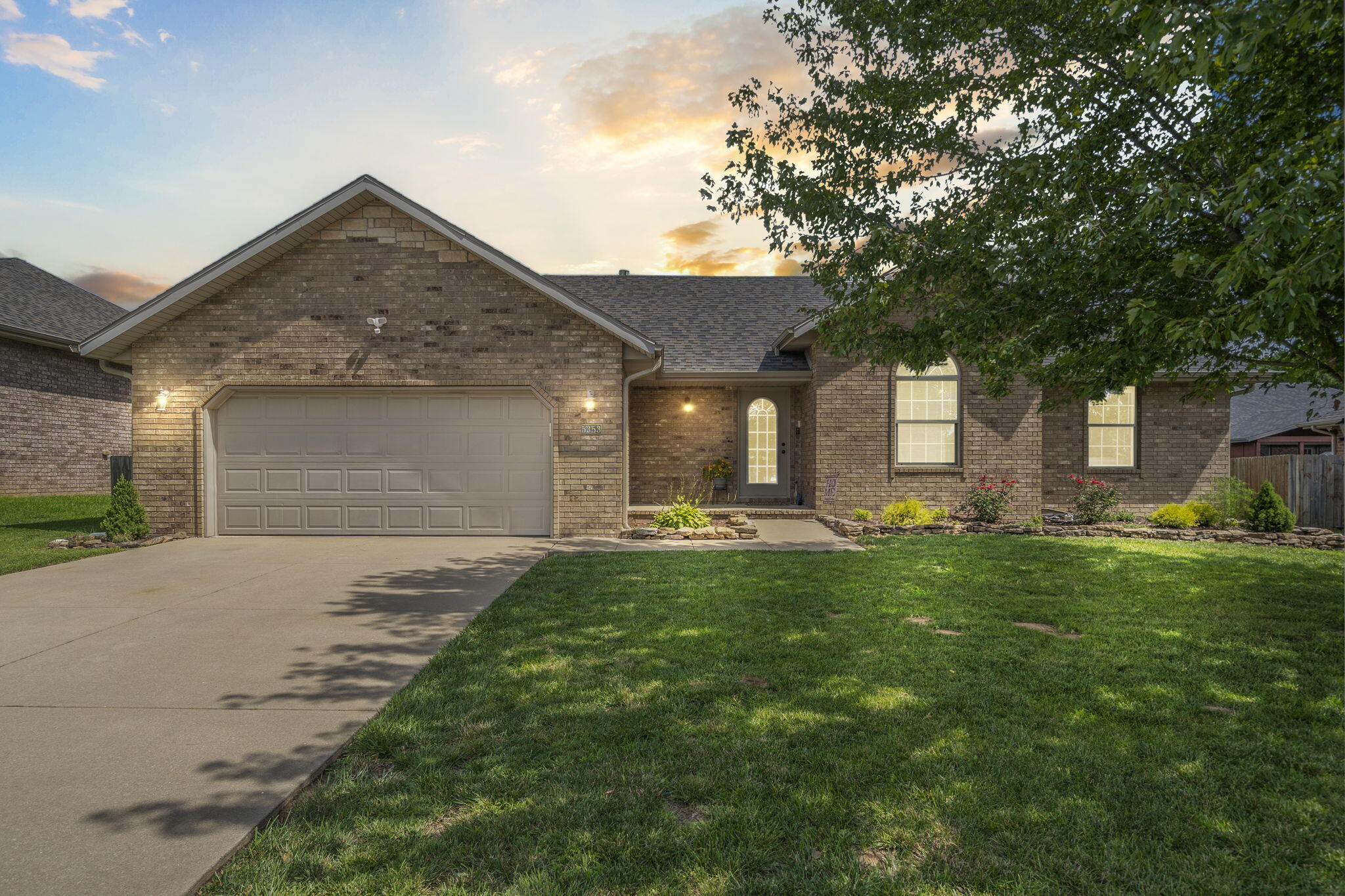 5353 Butternut Drive Property Photo 1