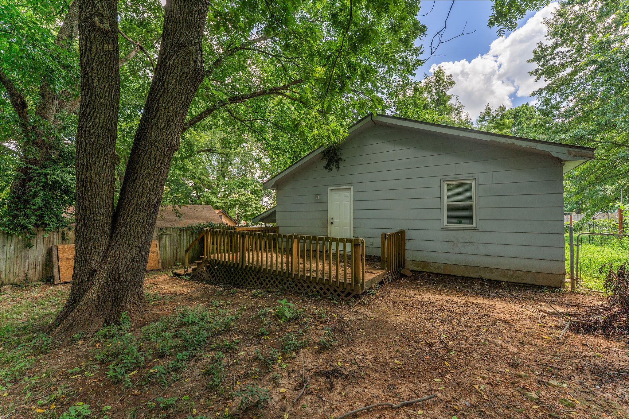 3137 East Republic Road Property Photo 18
