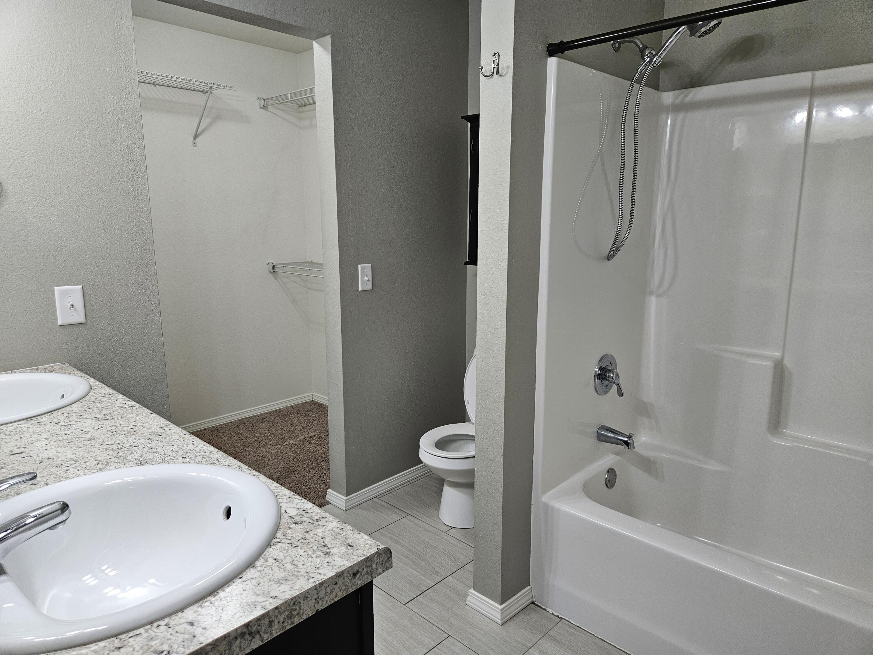 393 West Grace Street Property Photo 11