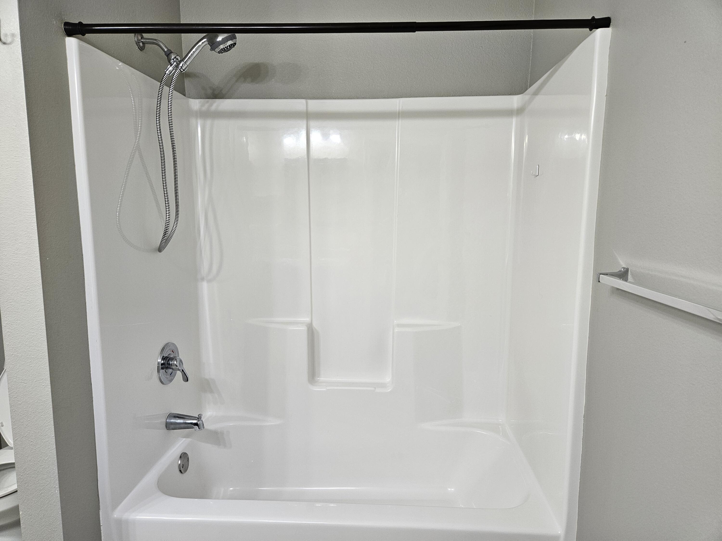 393 West Grace Street Property Photo 15