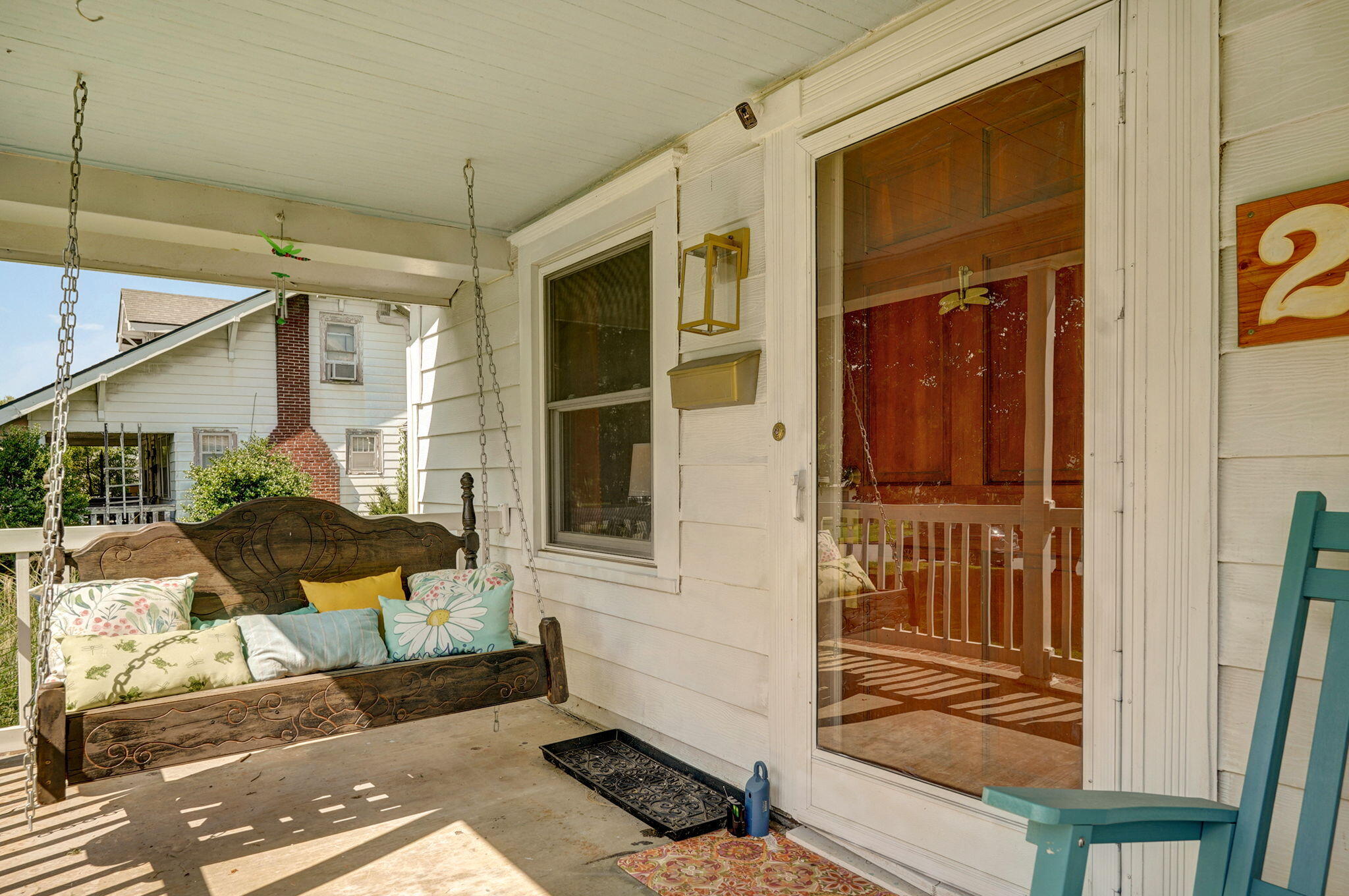 2450 North Fremont Avenue Property Photo 7