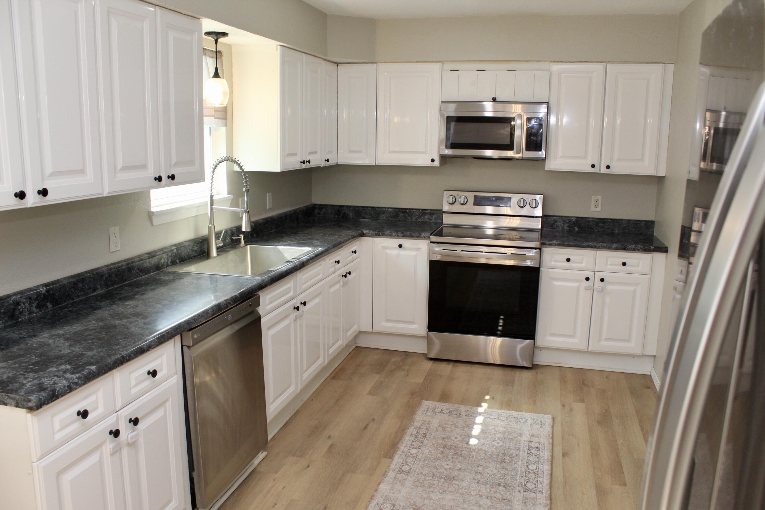 2921 Grant Avenue Property Photo 21
