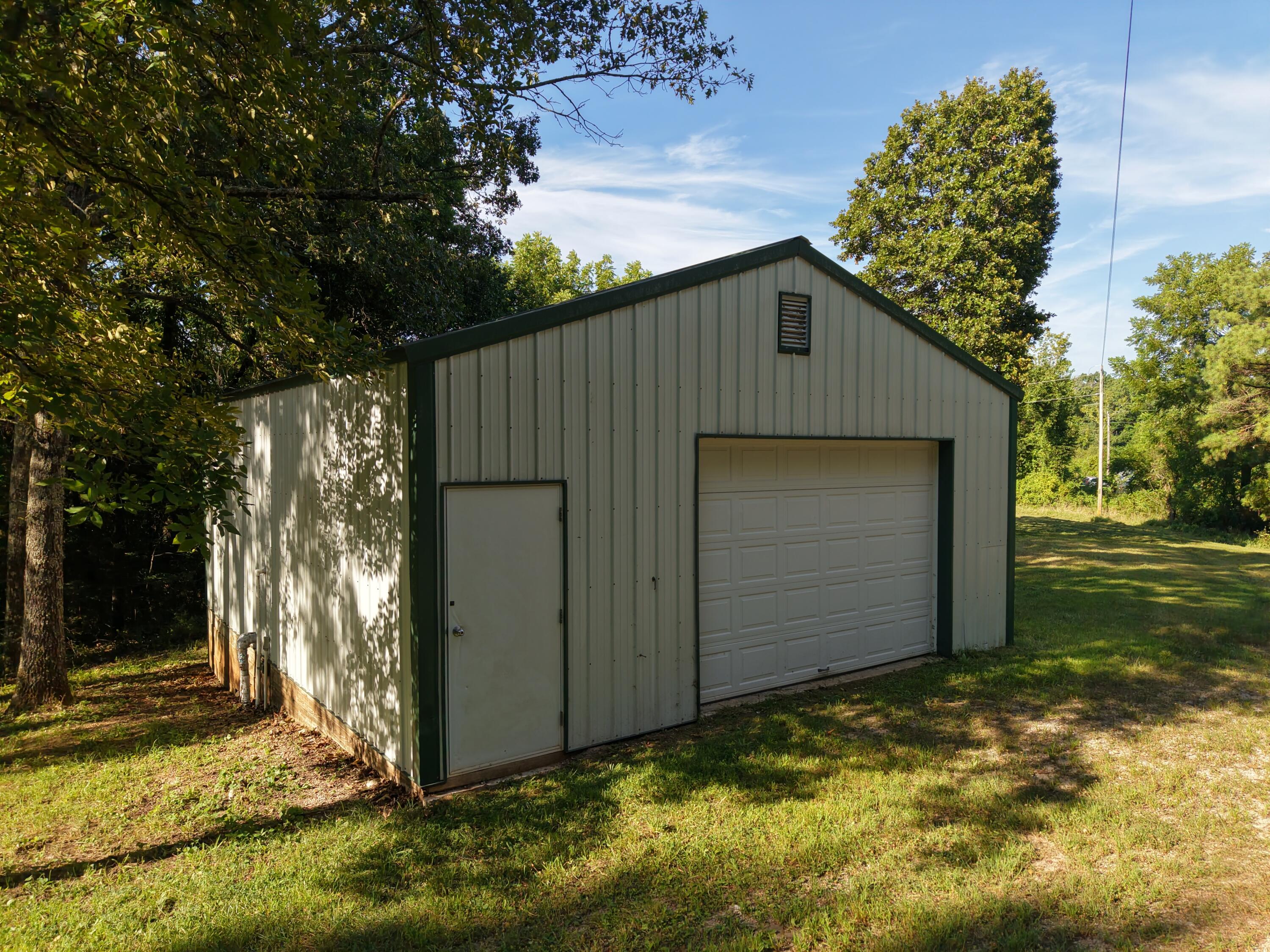 14538 Private Road 3023 Property Photo 9