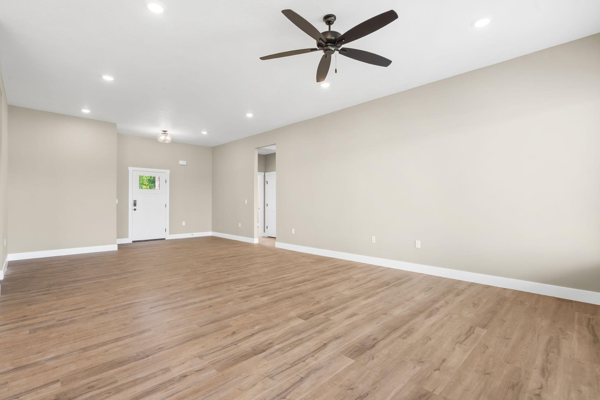 5243 Logan Drive Property Photo 4