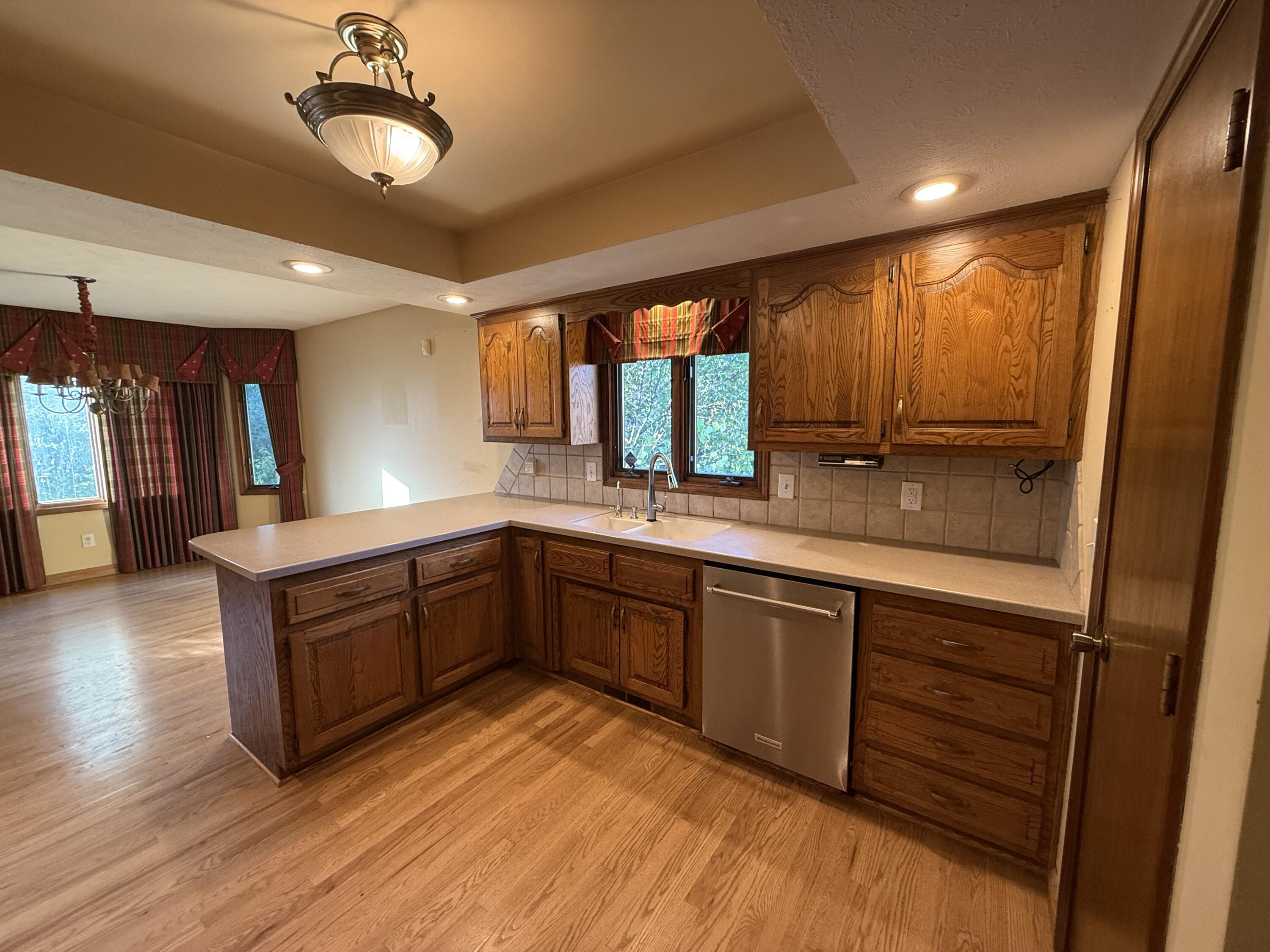 3808 South Virginia Place Property Photo 7