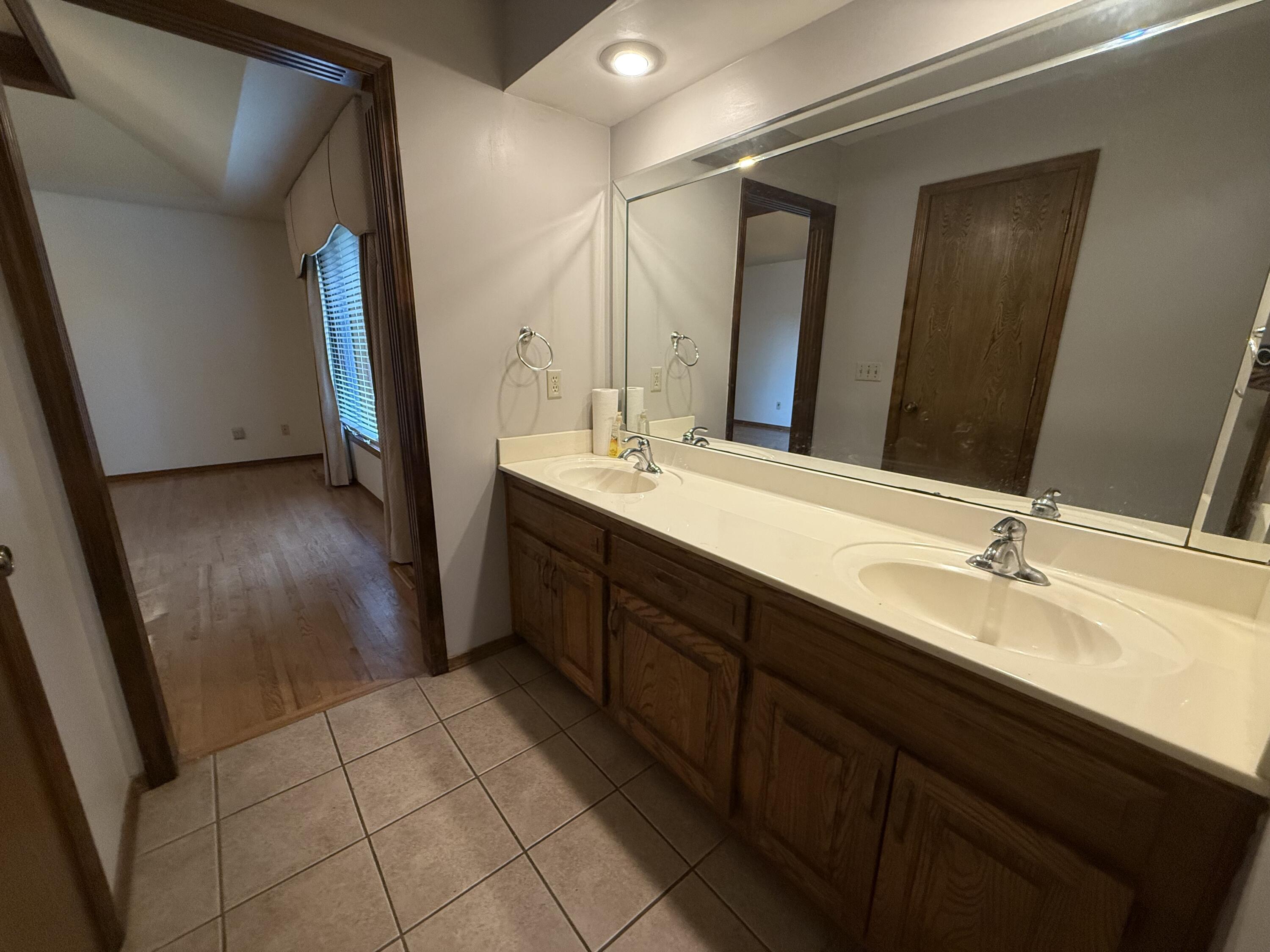 3808 South Virginia Place Property Photo 14