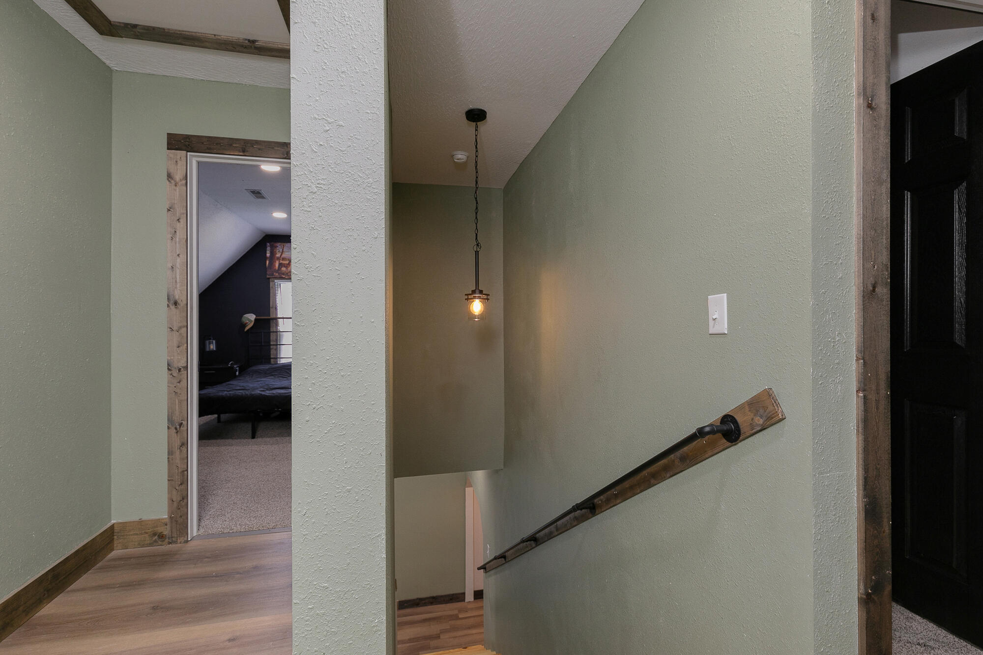 418 Wells Street Property Photo 32