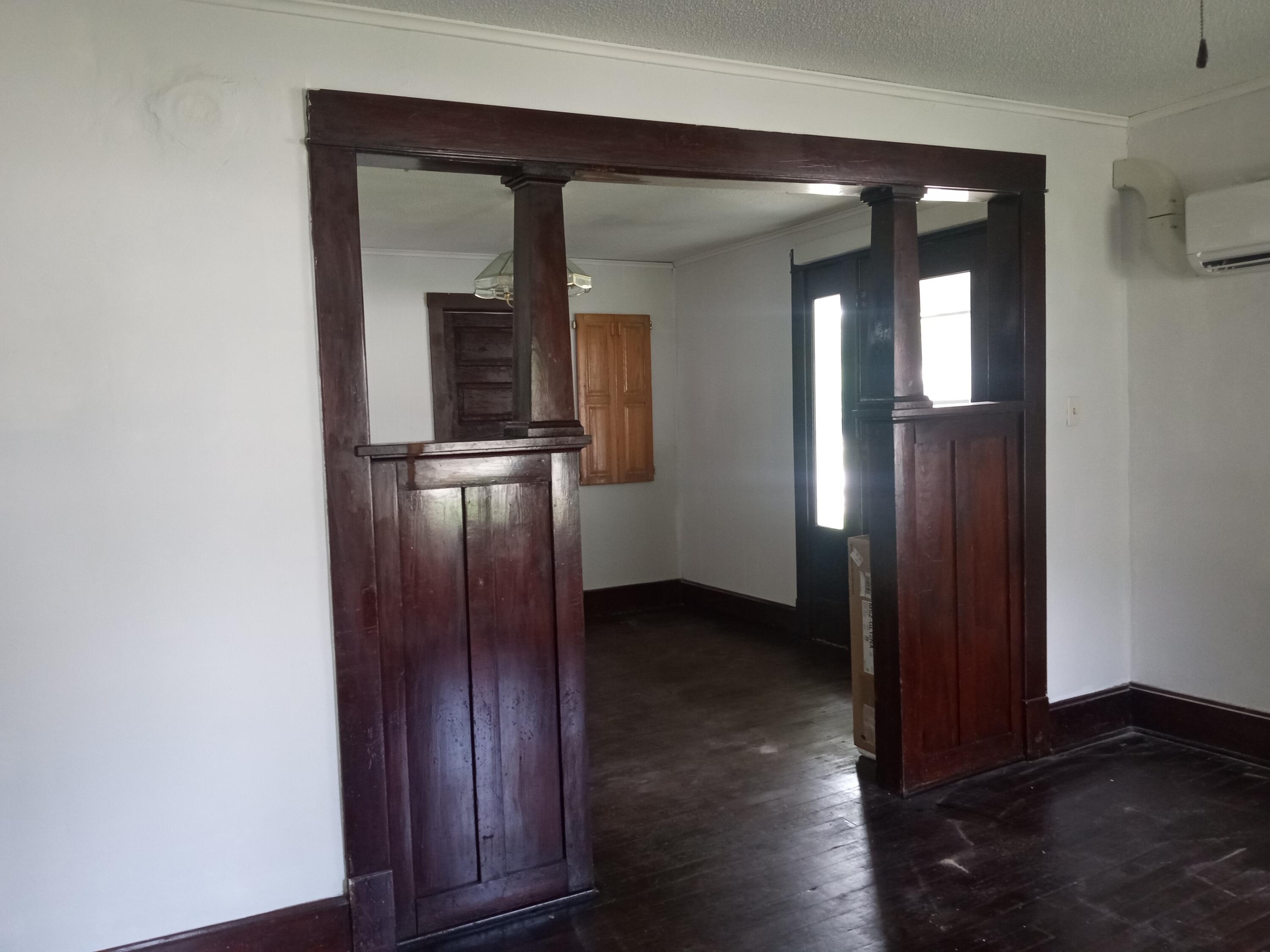 402 South Maple Street Property Photo 11