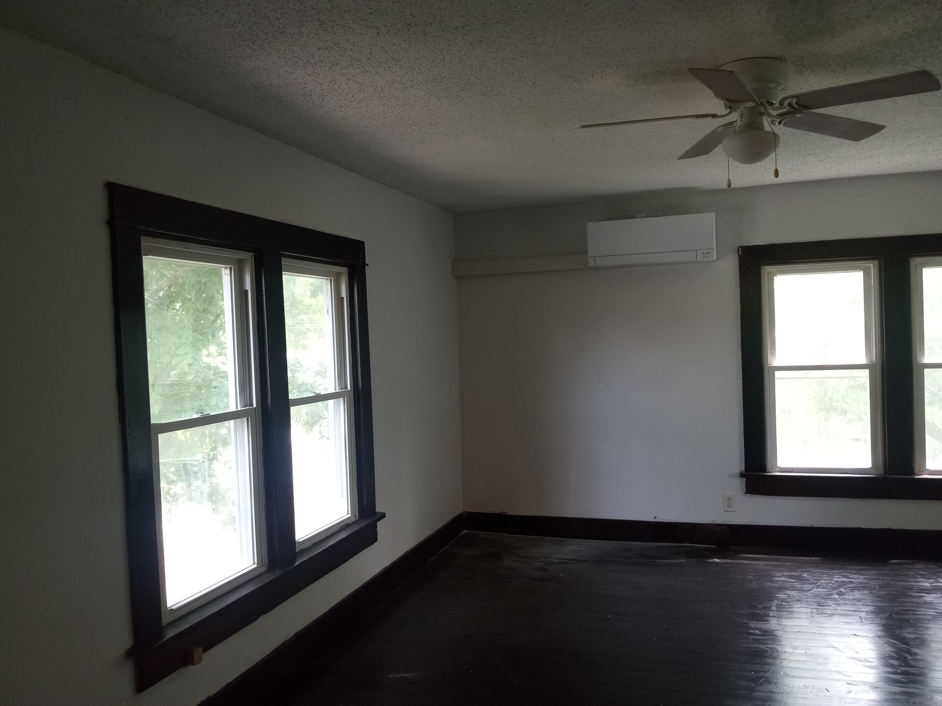 402 South Maple Street Property Photo 20