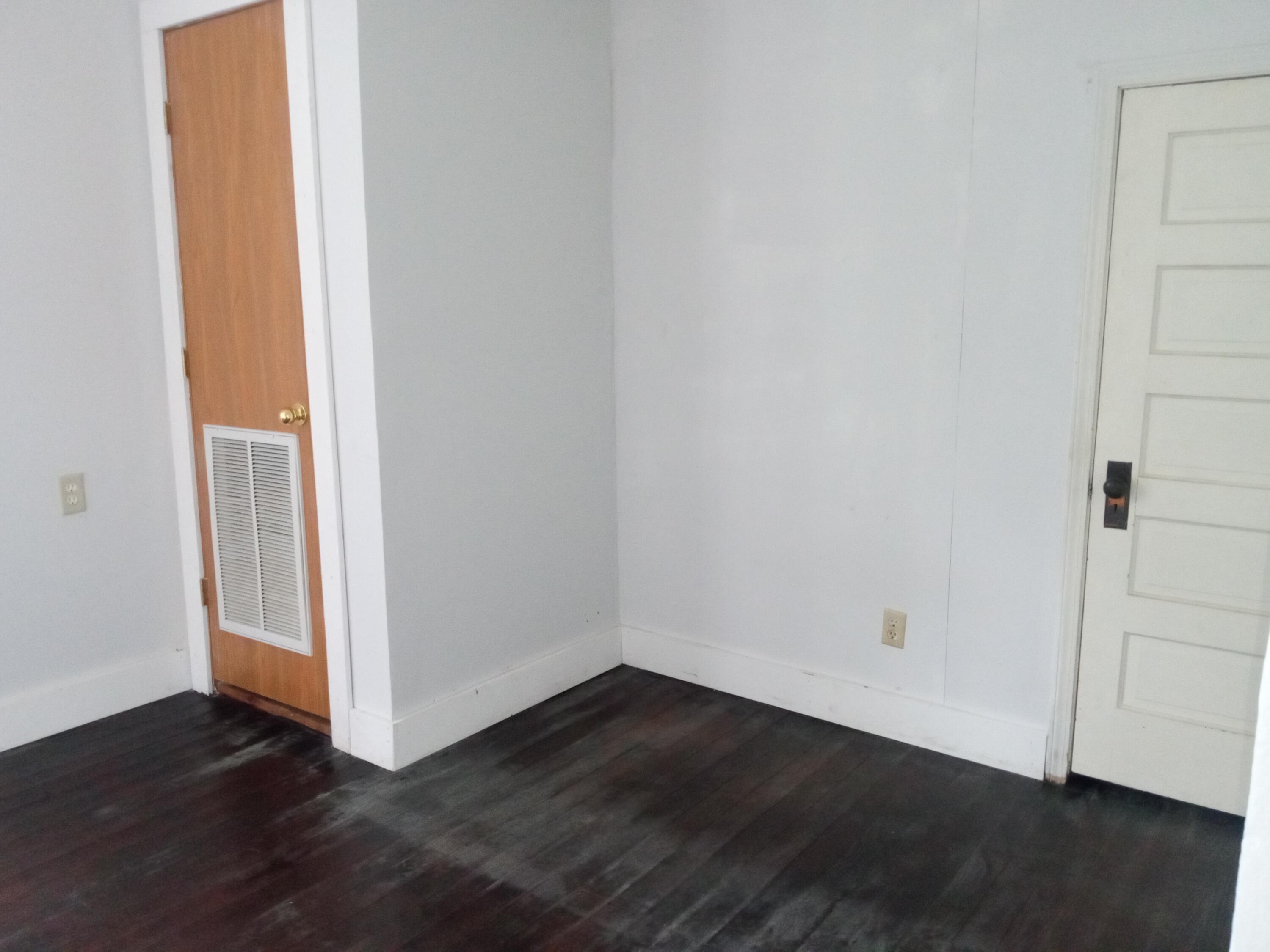 402 South Maple Street Property Photo 23