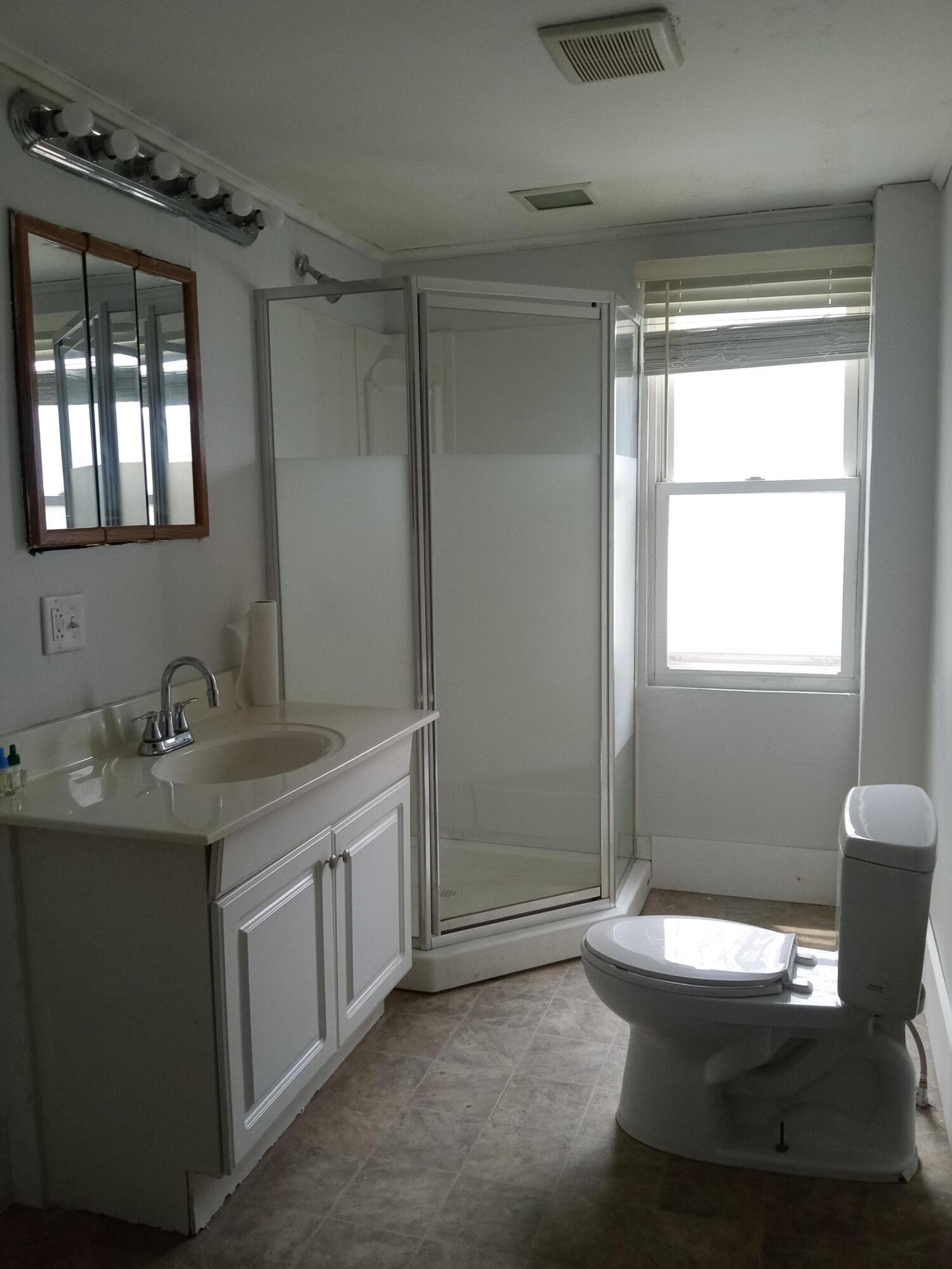 402 South Maple Street Property Photo 34