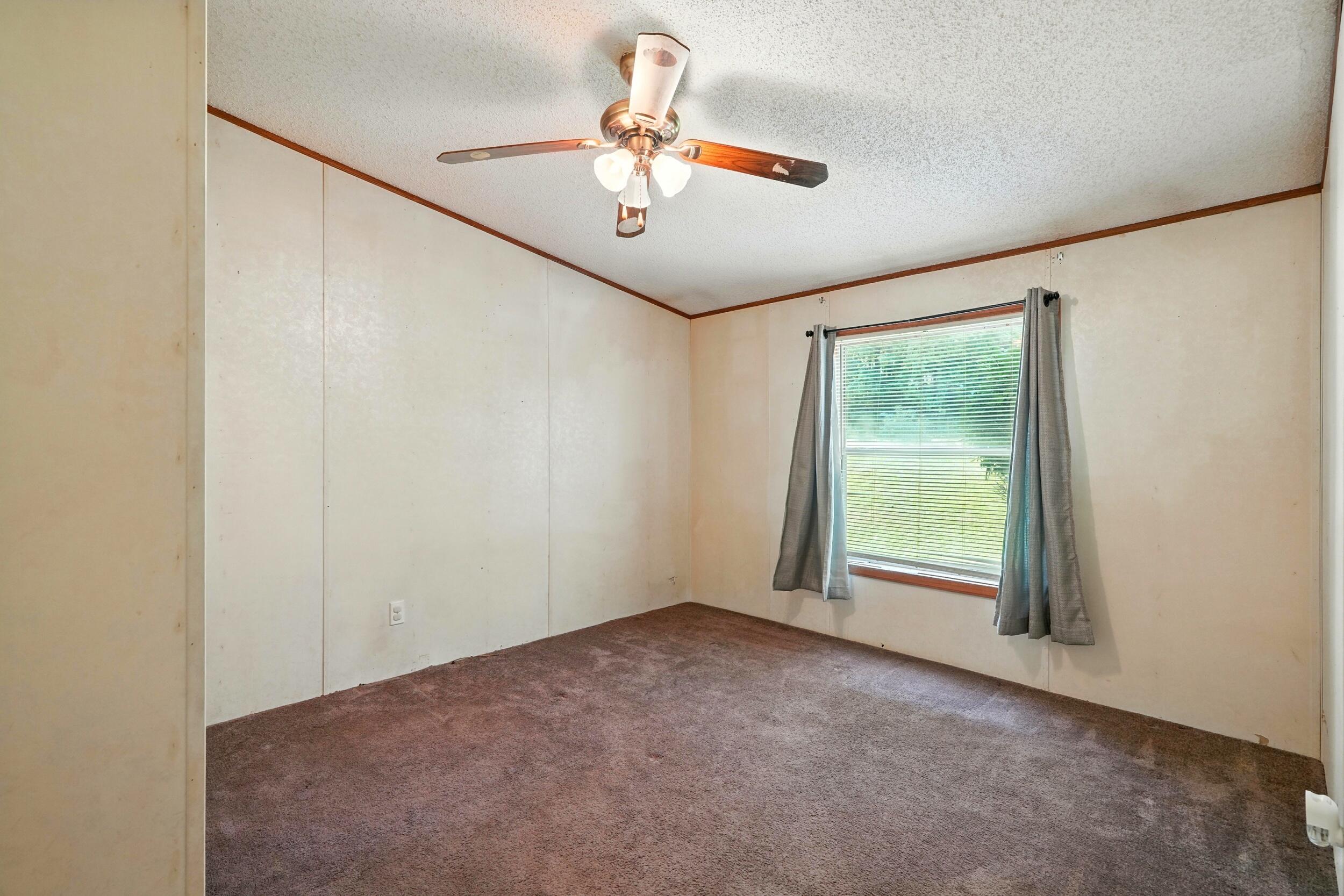 5020 Greenwood Drive Drive Property Photo 15
