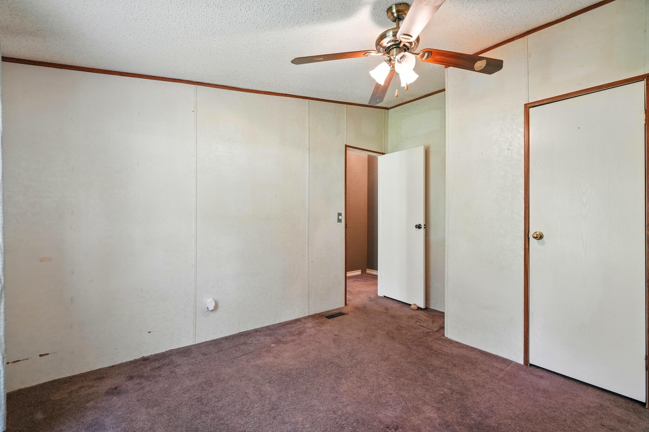 5020 Greenwood Drive Drive Property Photo 17