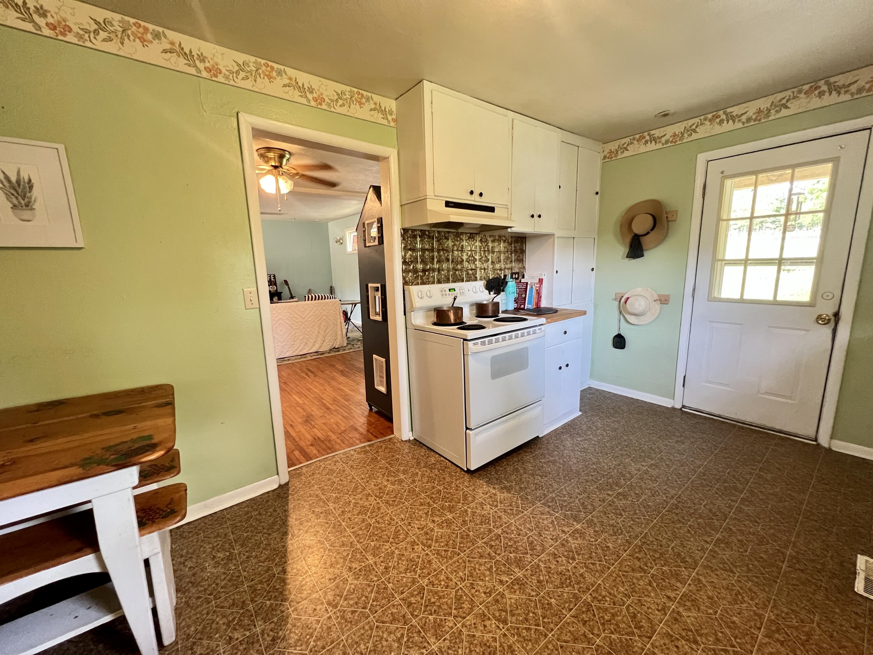 1016 Zimmerman Avenue Property Photo 11