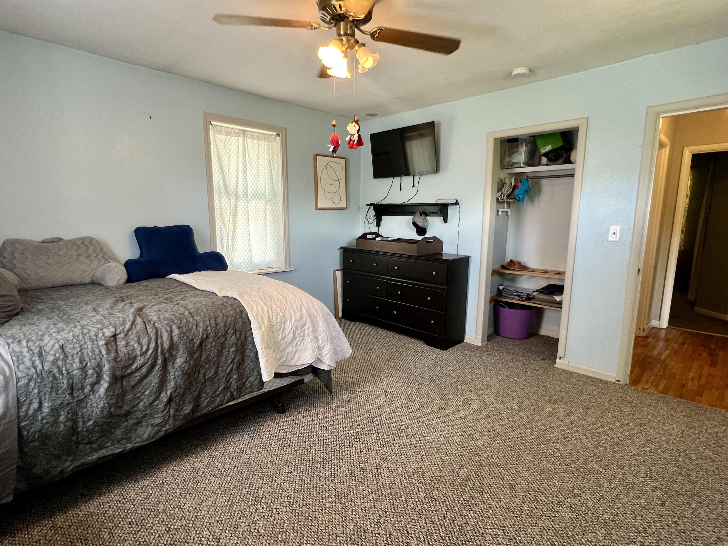 1016 Zimmerman Avenue Property Photo 15