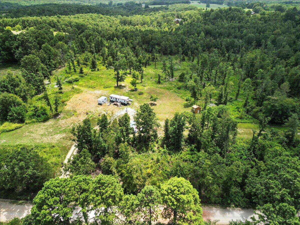5160 County Road 9380 Property Photo 4
