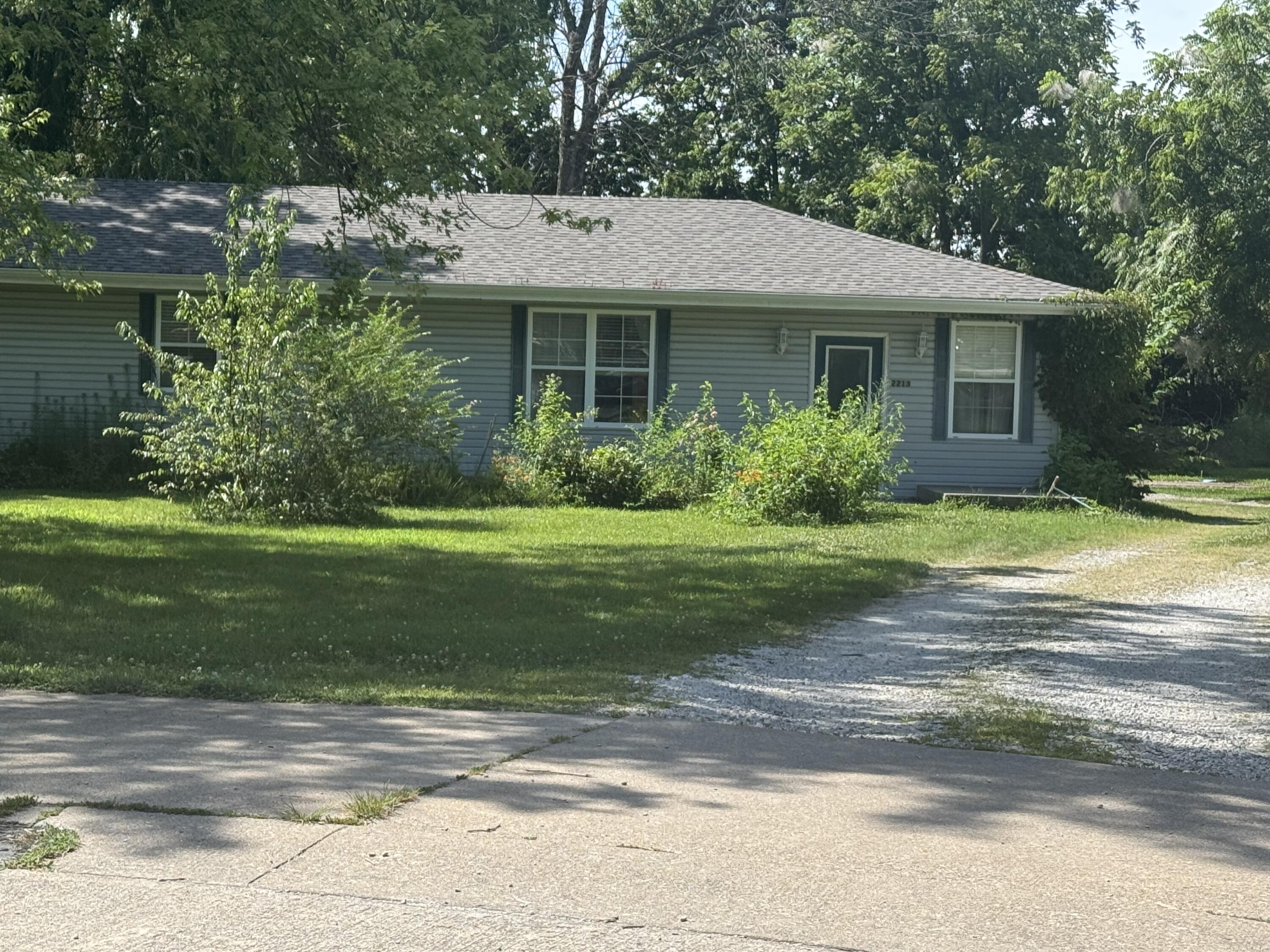 2213 Orchard Avenue Property Photo 2