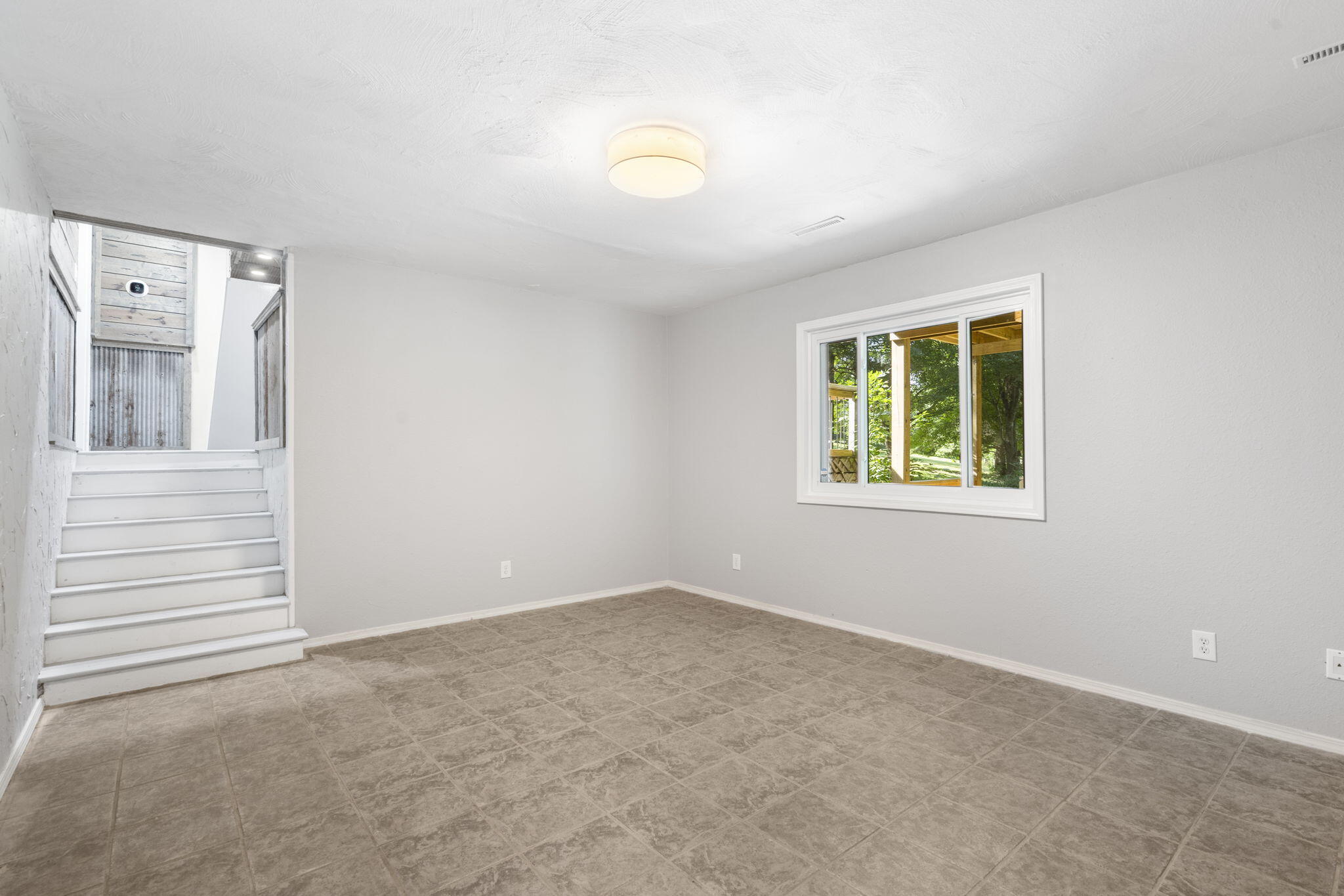 1028 South Nicholas Road Property Photo 24