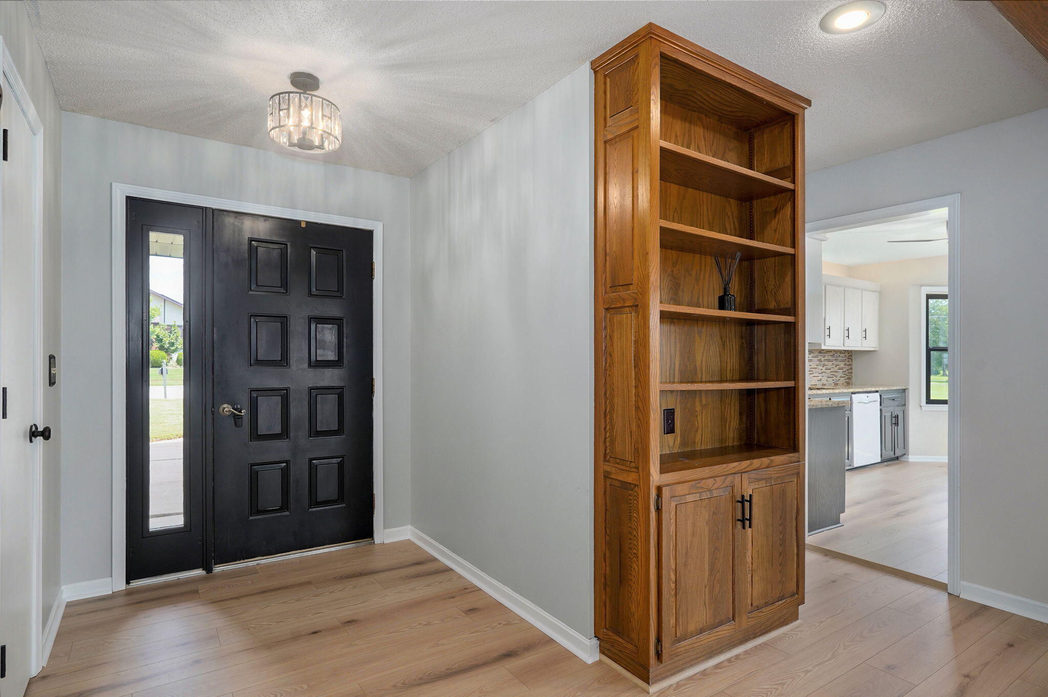 3108 West Broadmoor Street Property Photo 5