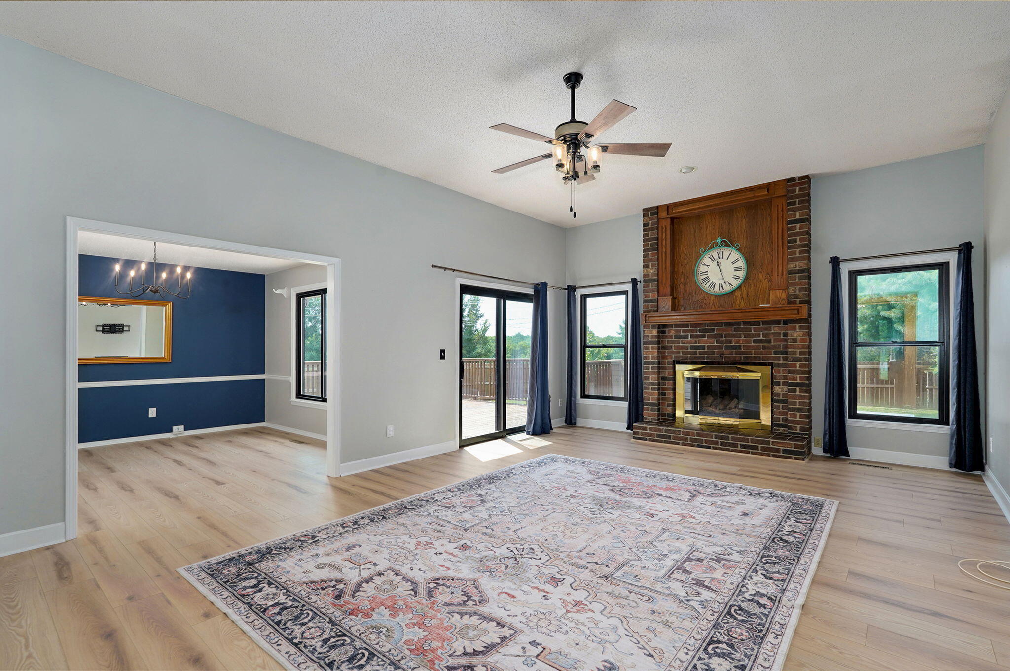 3108 West Broadmoor Street Property Photo 6