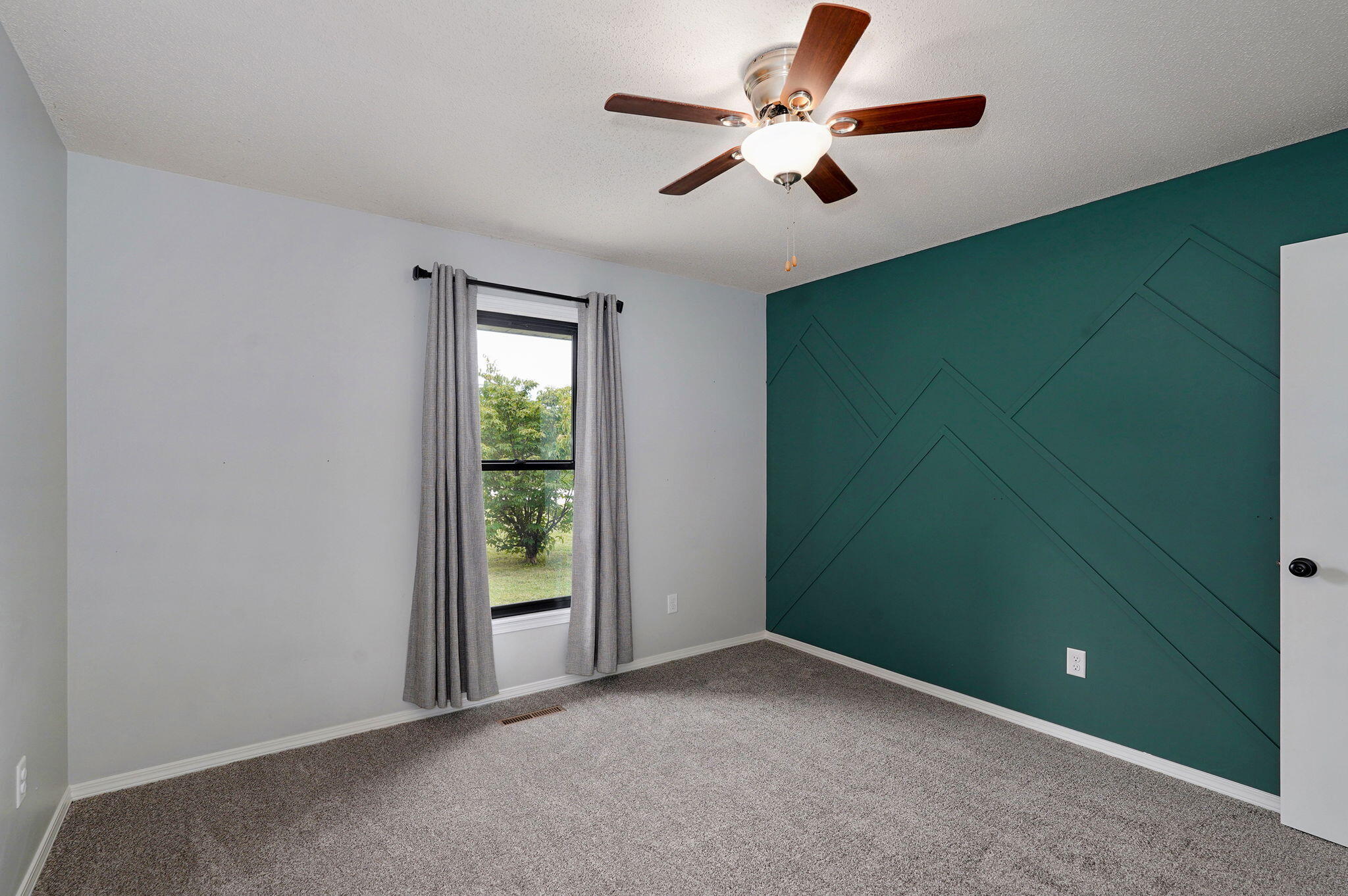3108 West Broadmoor Street Property Photo 21
