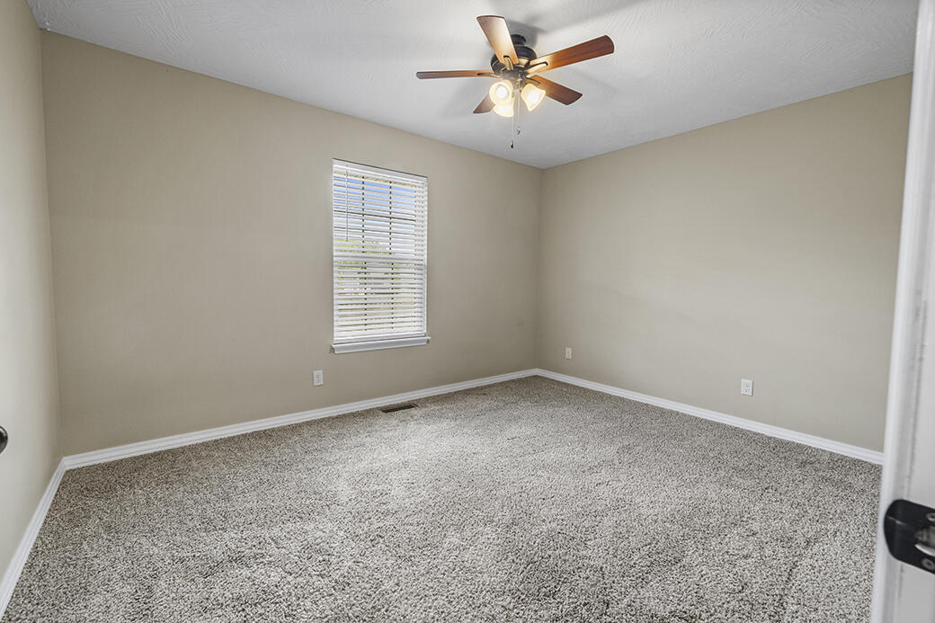 1703 East Calvary Camp Road Property Photo 10