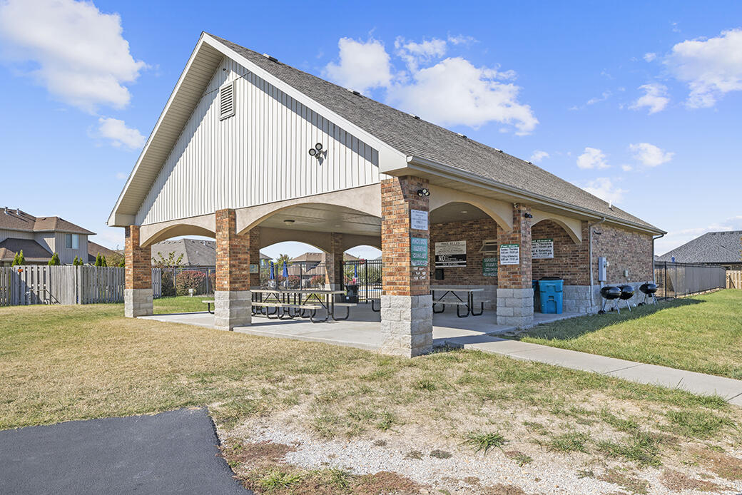 1703 East Calvary Camp Road Property Photo 32