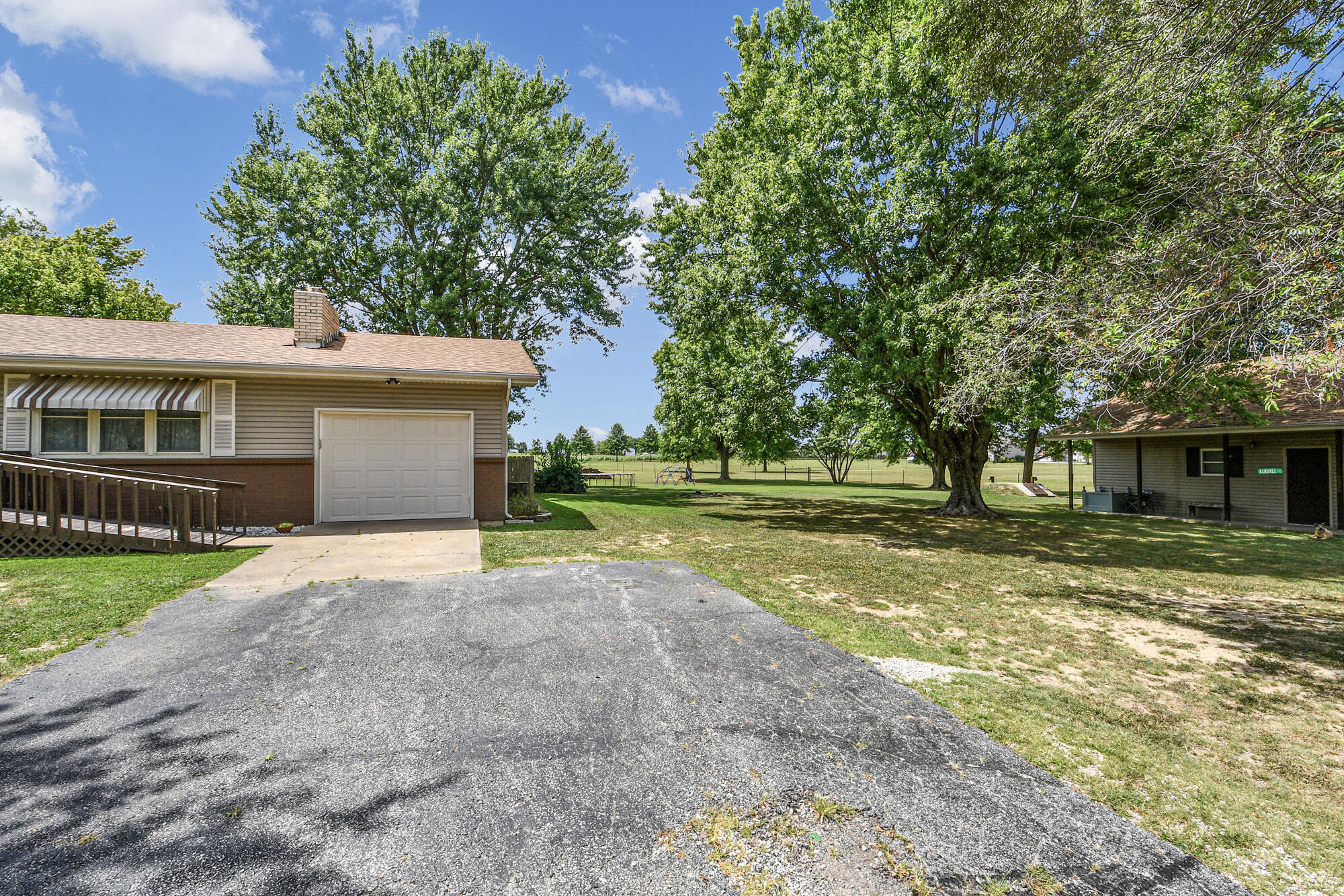 1639 State Highway P Property Photo 3