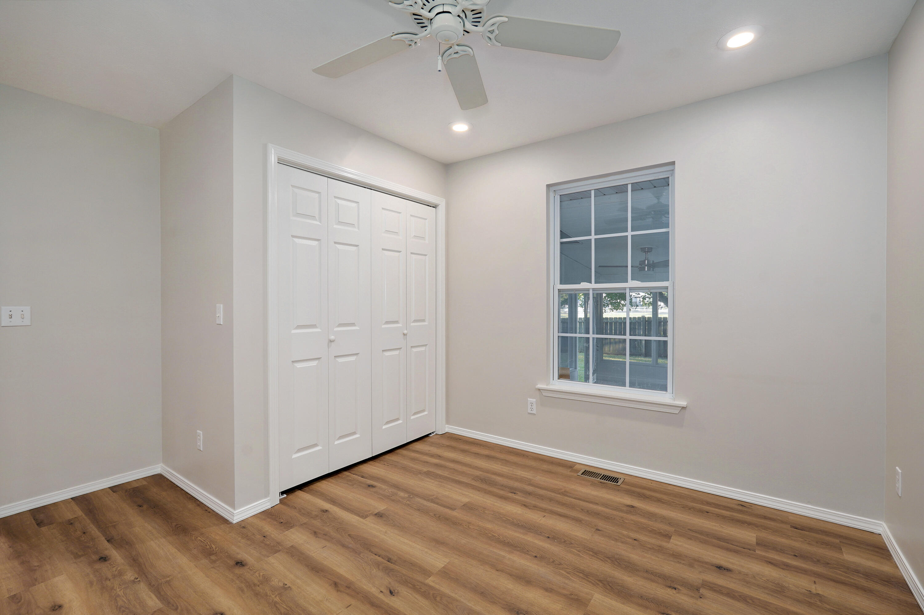 4058 West Monterry Court Property Photo 20