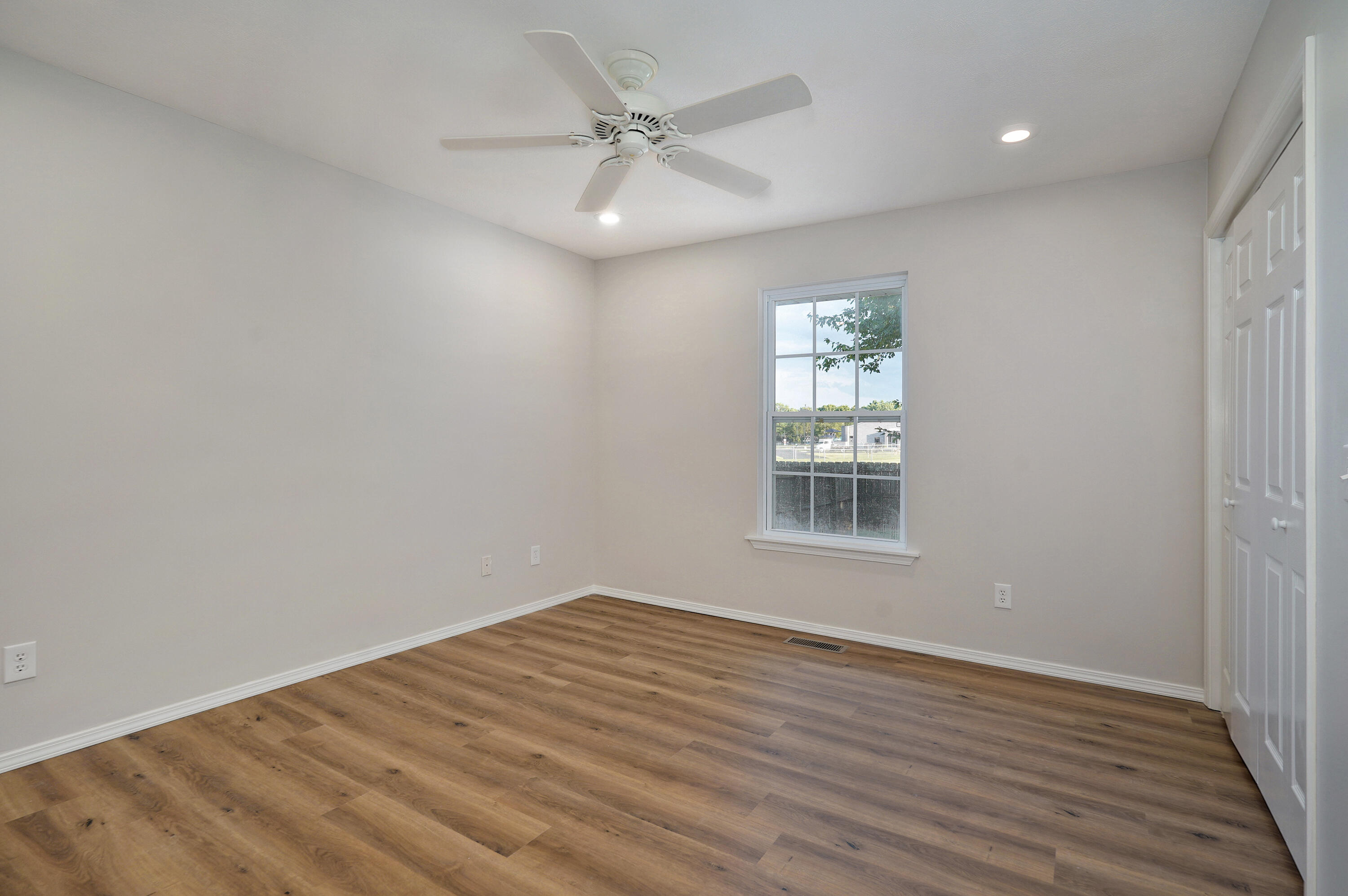 4058 West Monterry Court Property Photo 21