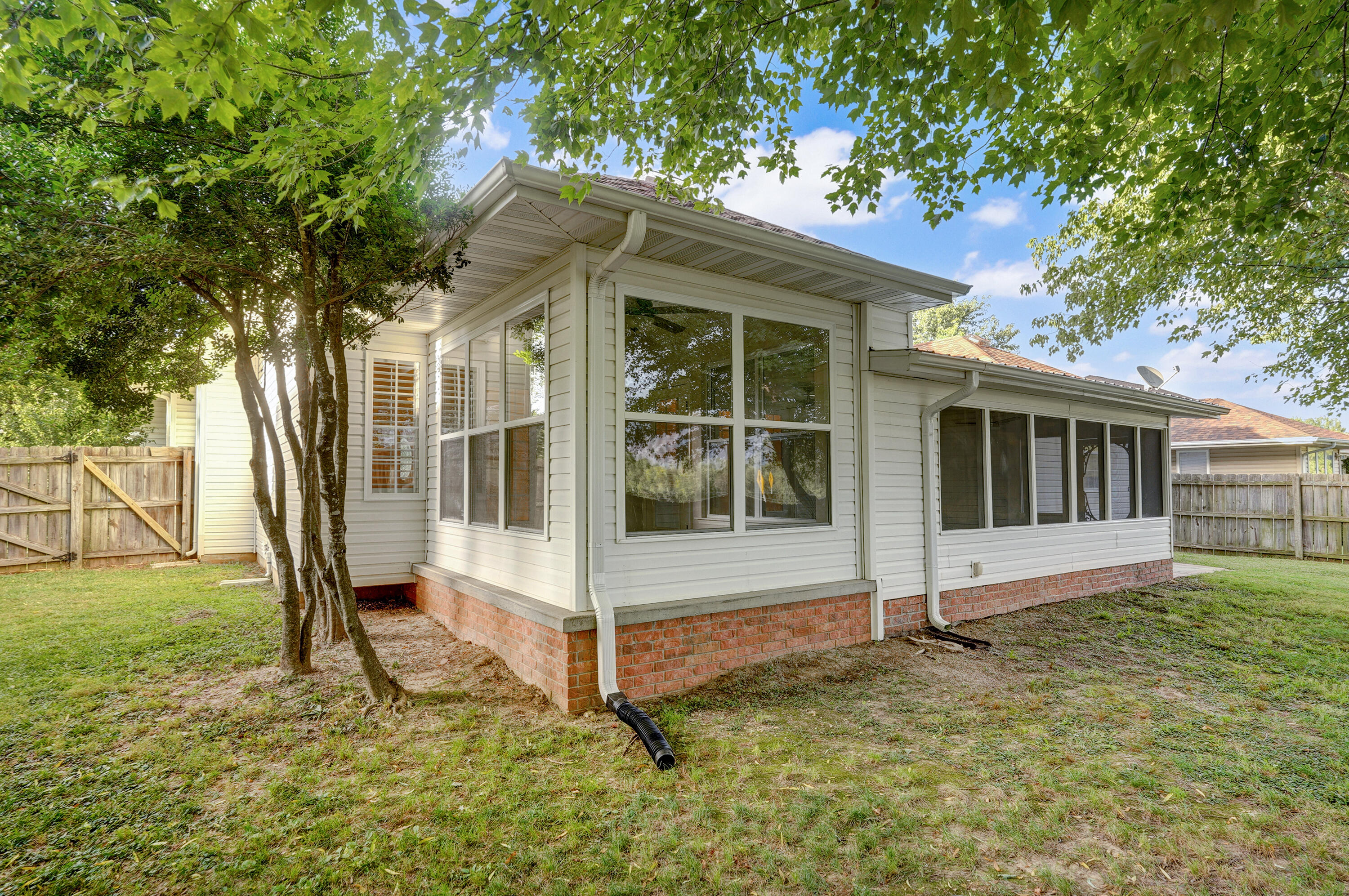 4058 West Monterry Court Property Photo 32