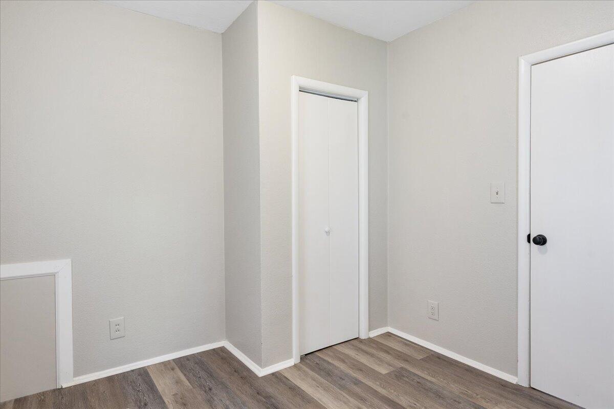 2937 West Walnut Street Property Photo 20
