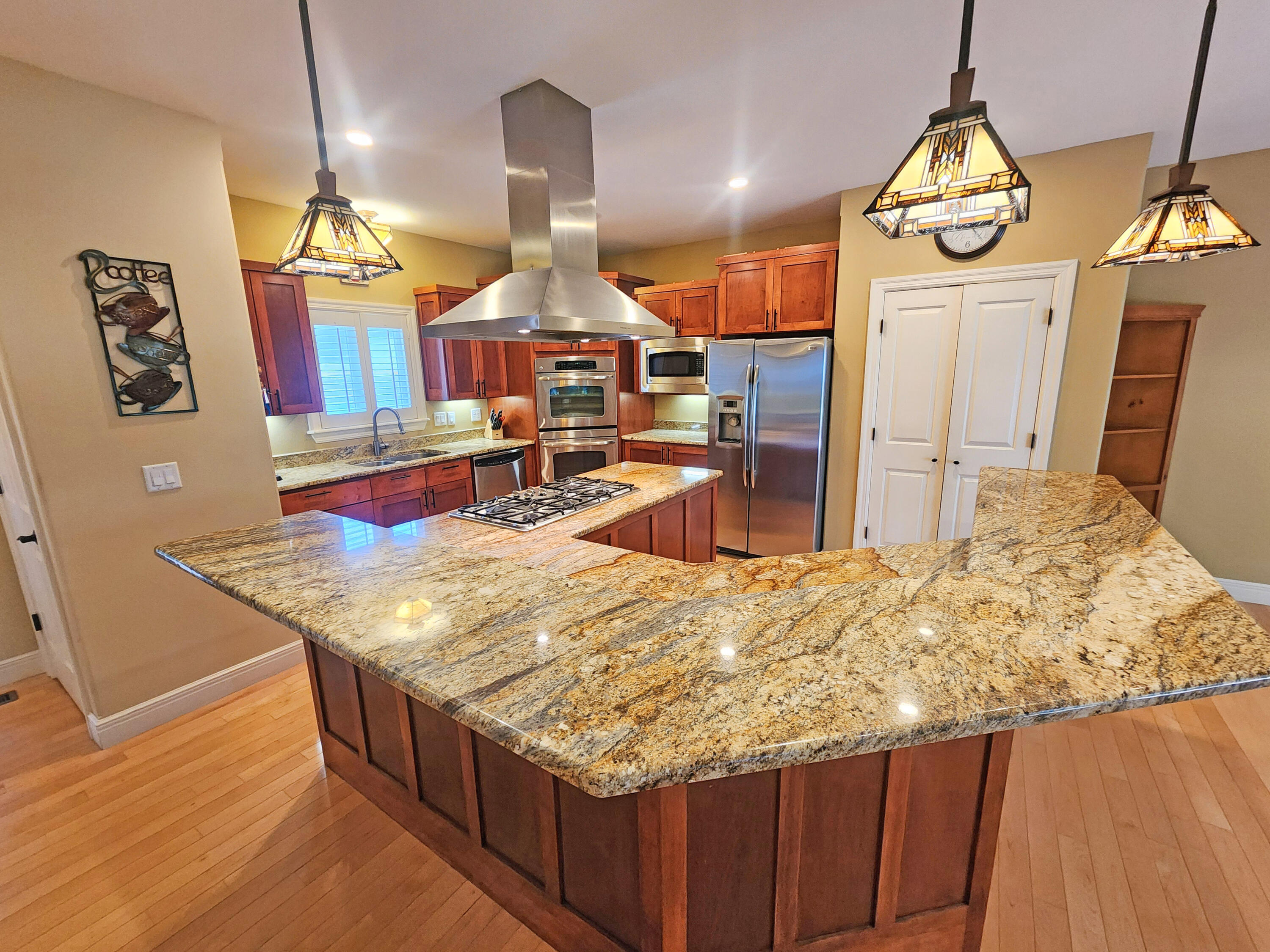 233 Sidehill Drive Property Photo 25