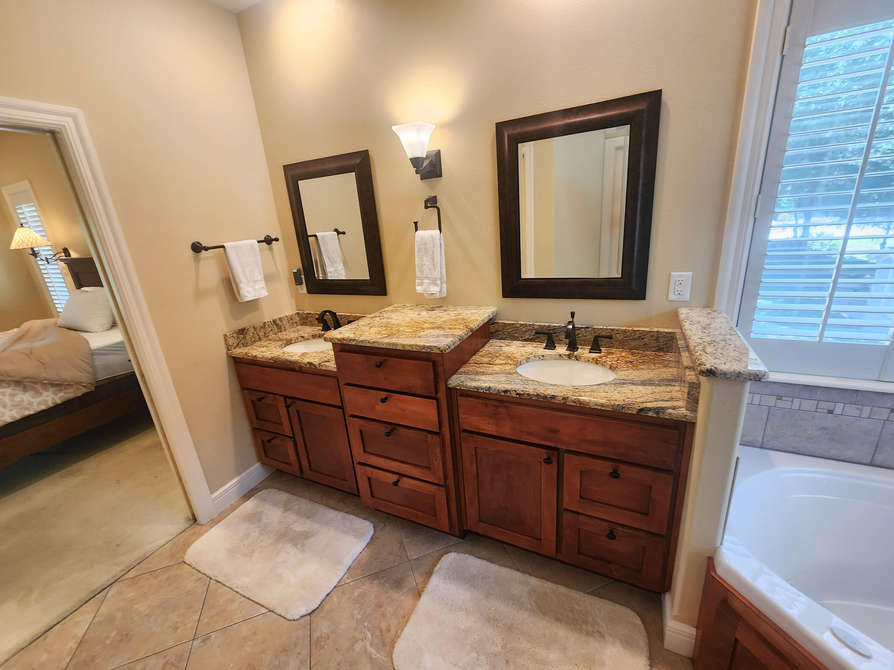 233 Sidehill Drive Property Photo 38