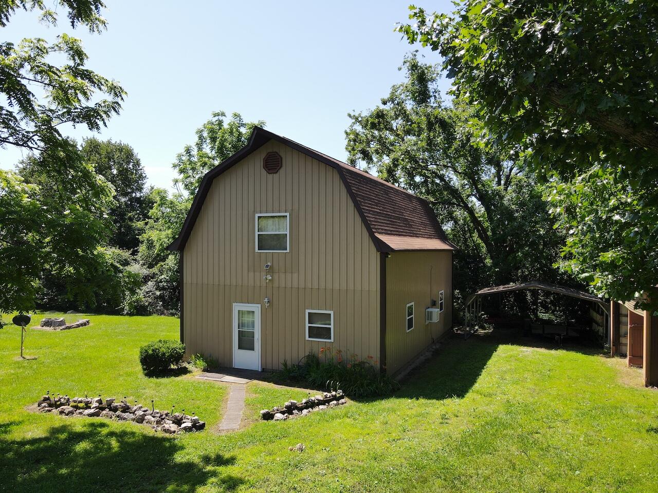 1100 County Road 8270 Property Photo 2