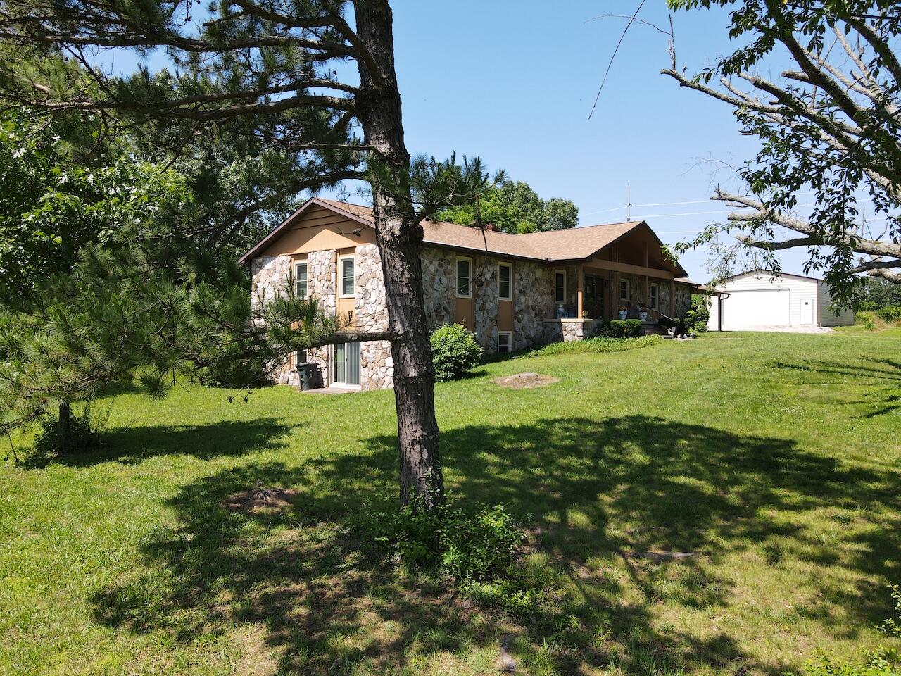 1100 County Road 8270 Property Photo 3