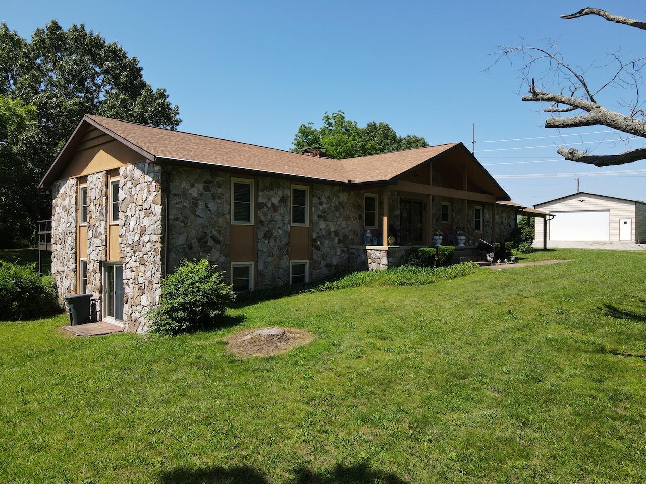 1100 County Road 8270 Property Photo 5