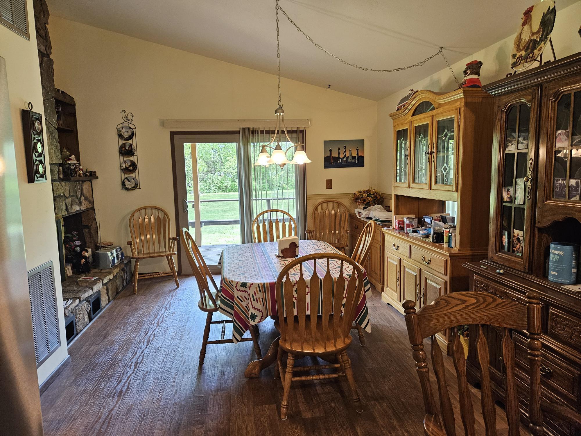 1100 County Road 8270 Property Photo 24