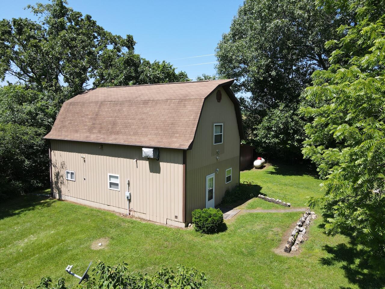 1100 County Road 8270 Property Photo 48