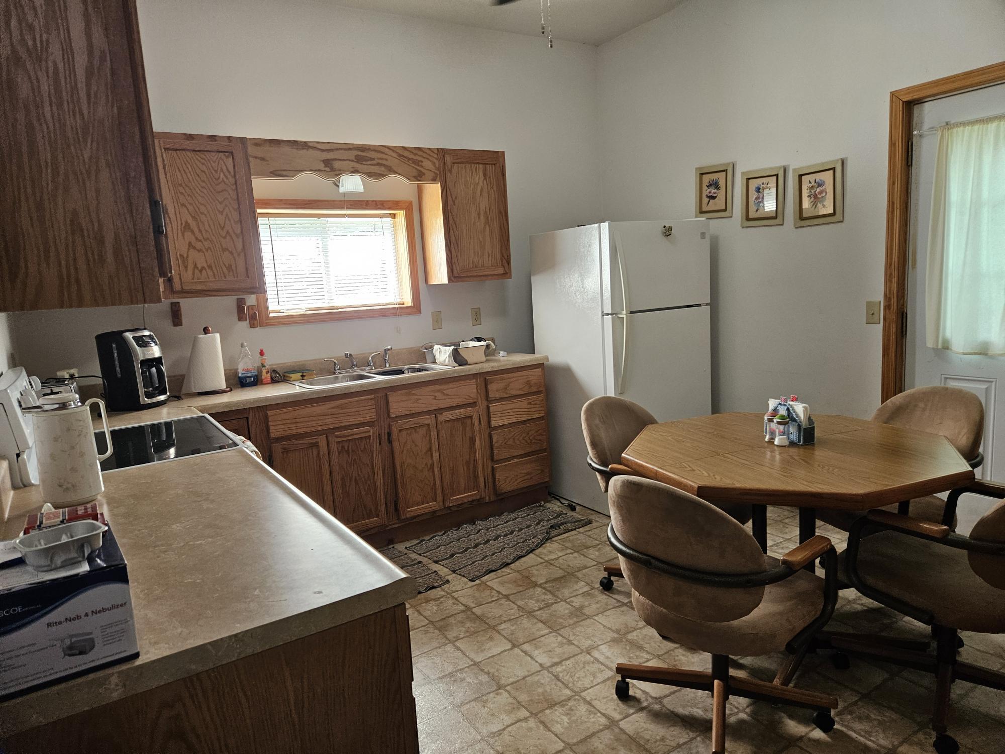 1100 County Road 8270 Property Photo 52