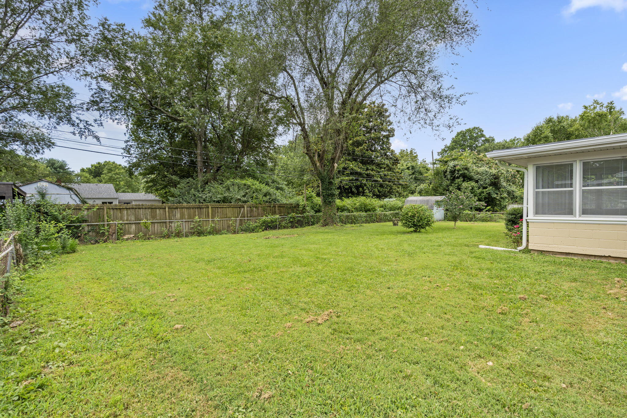 2444 East Langston Street Property Photo 27