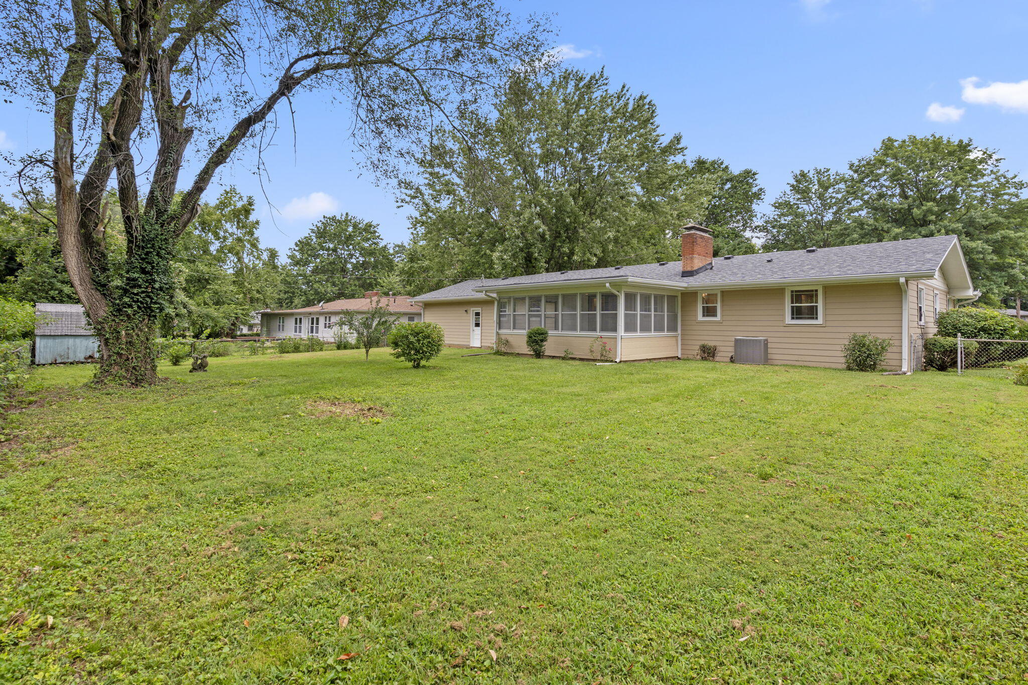 2444 East Langston Street Property Photo 29