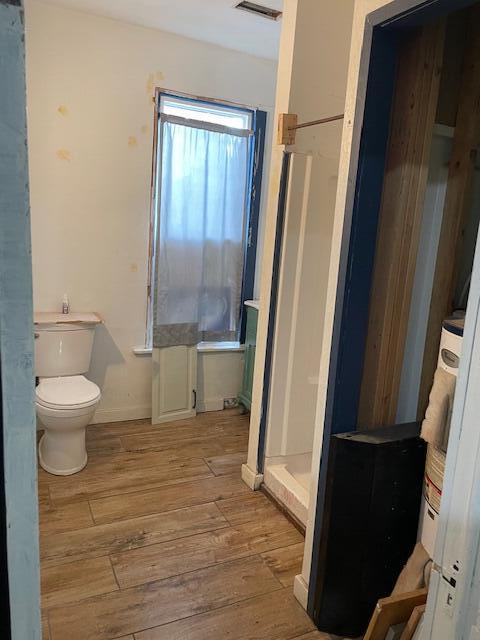 818 West College Street Property Photo 6