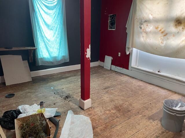 818 West College Street Property Photo 7