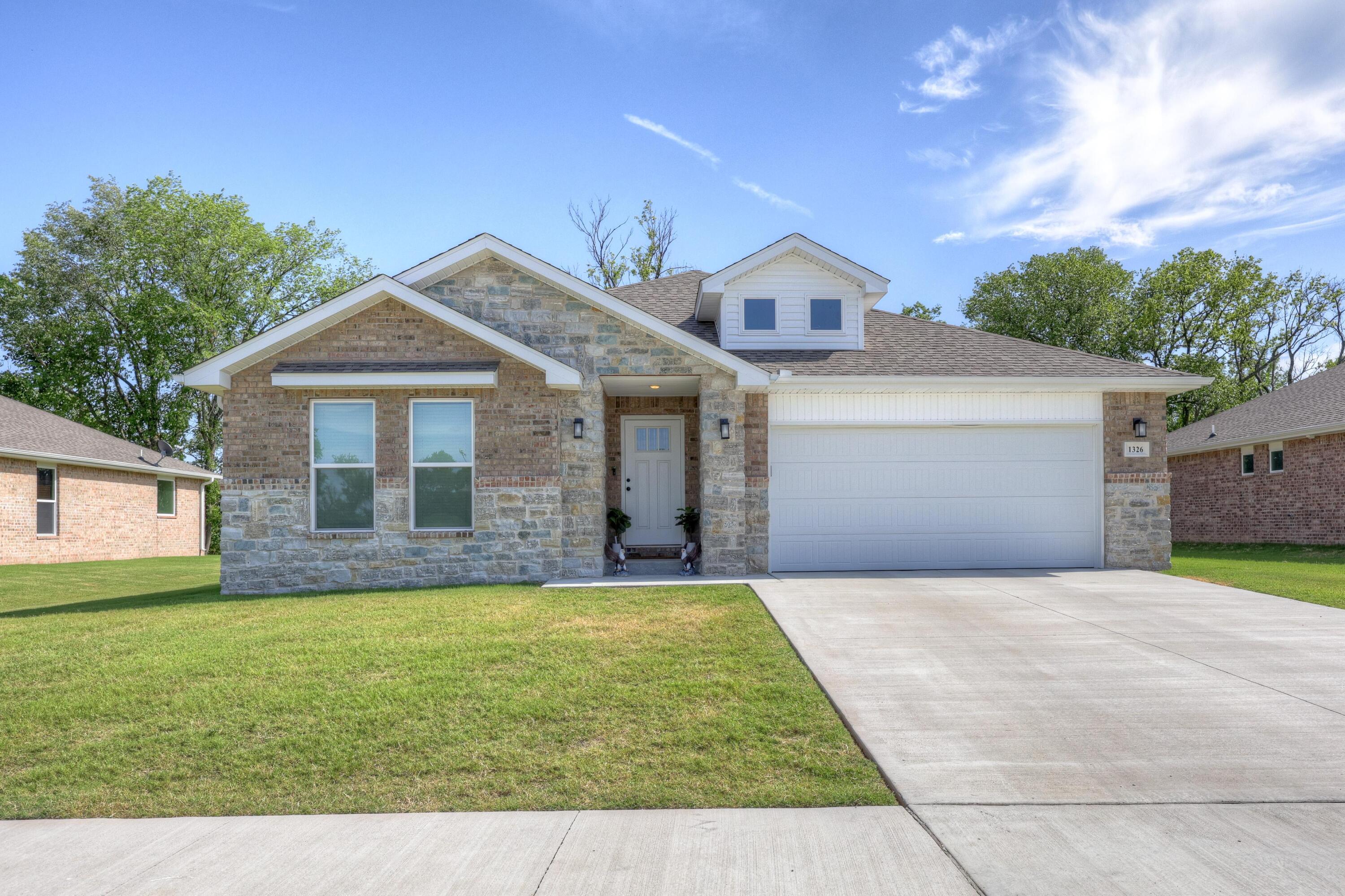 1326 Foundry Drive Property Photo 3
