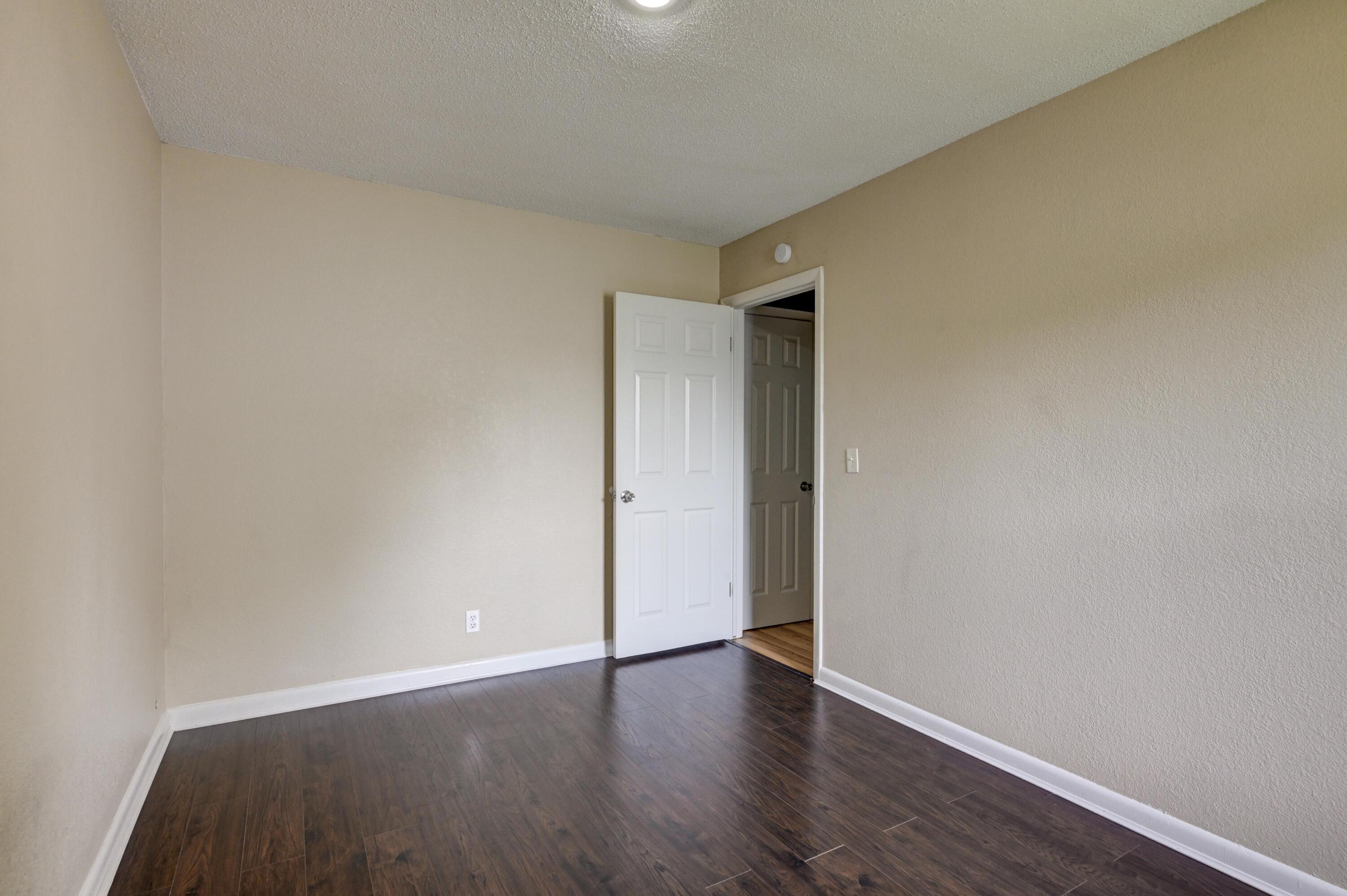 1407 Greenwood Boulevard Property Photo 23