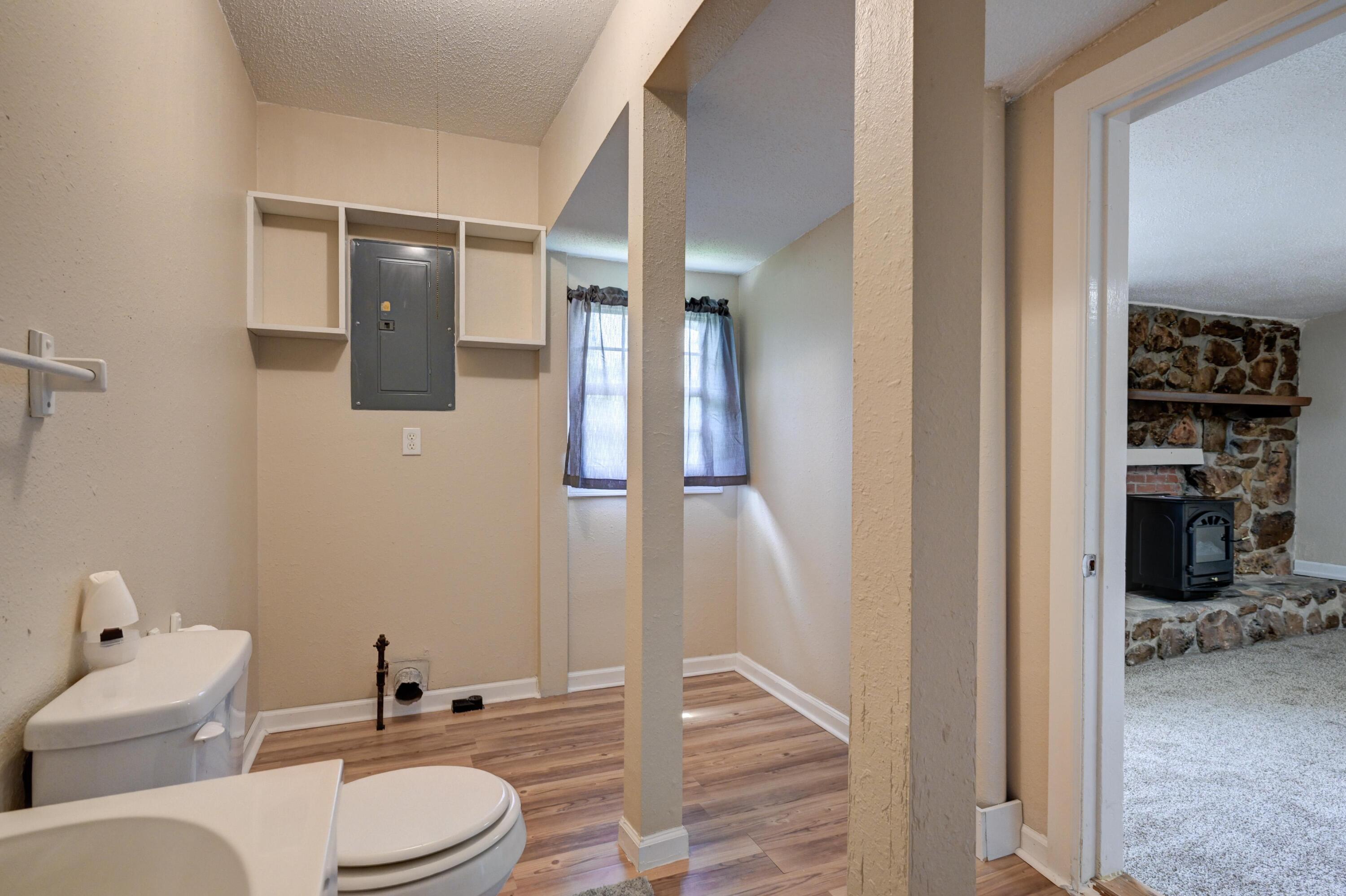 1407 Greenwood Boulevard Property Photo 25