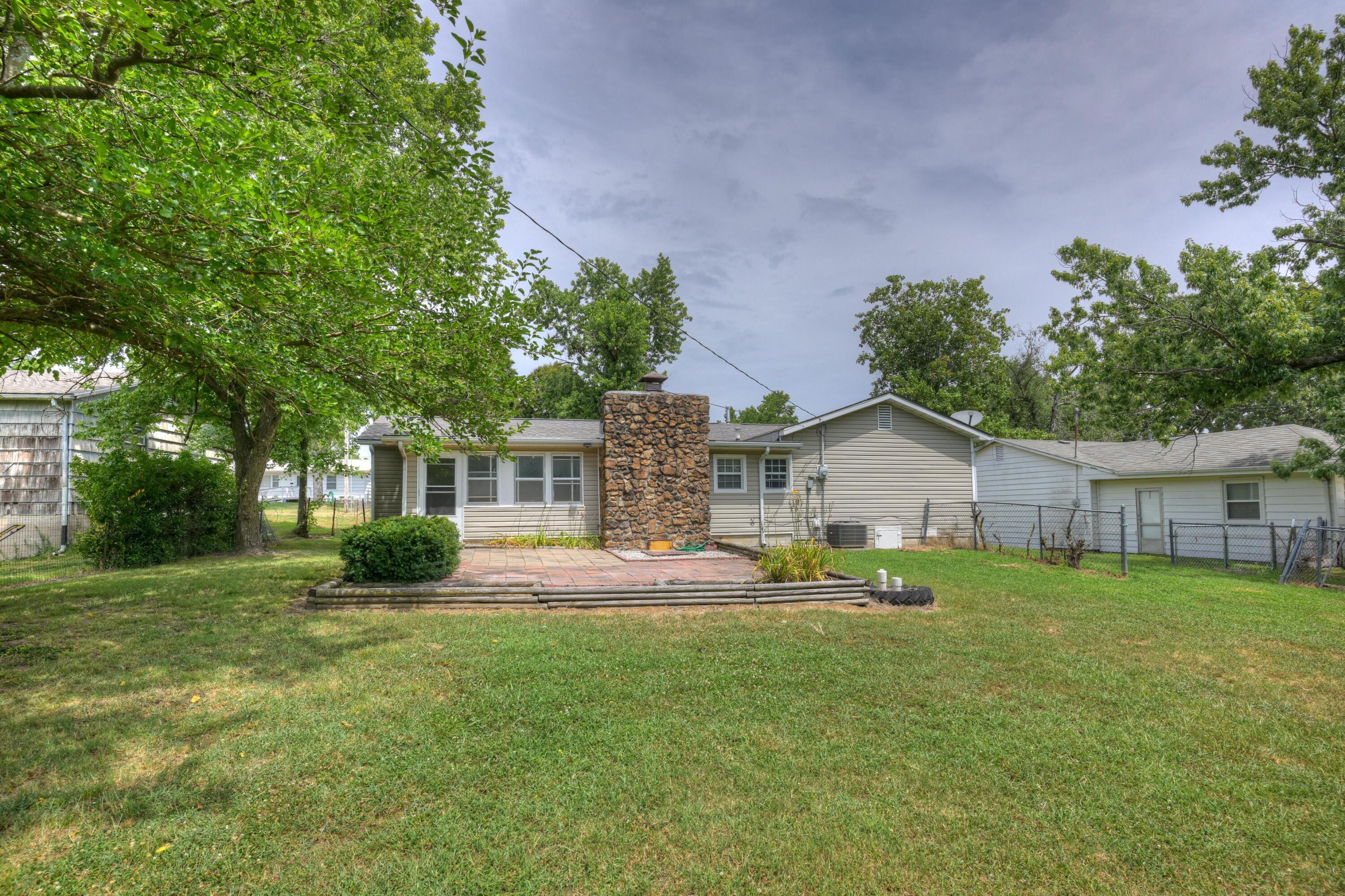 1407 Greenwood Boulevard Property Photo 41