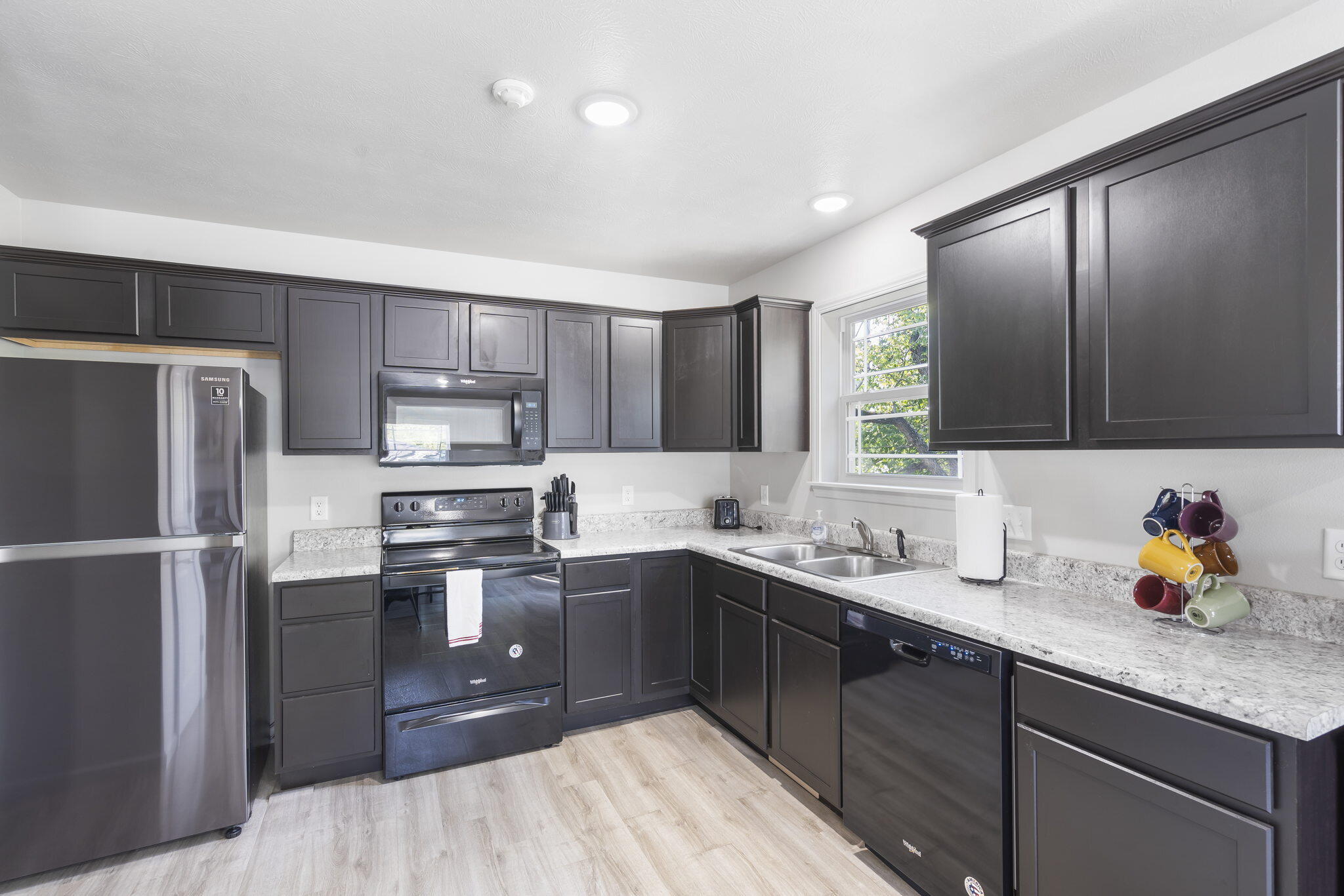 306 West College Street Property Photo 11